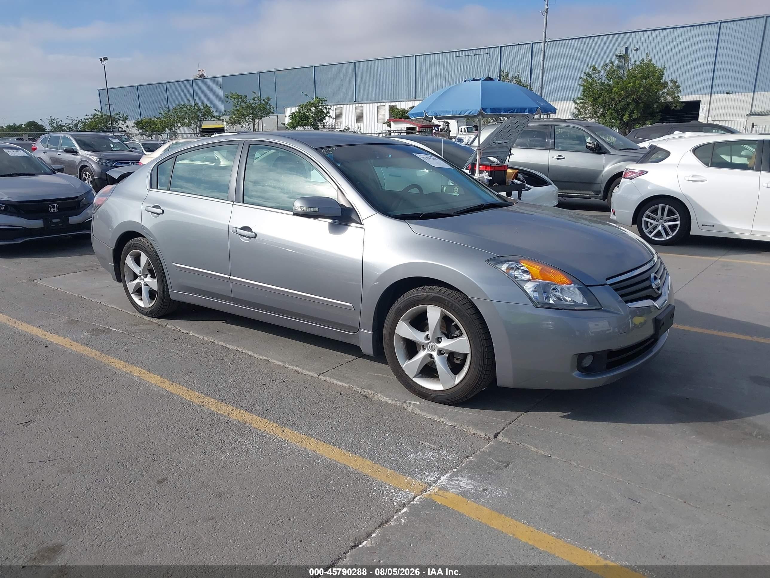2008 Nissan Altima SL, VIN 1N4BL21E08N475352 — Rear end