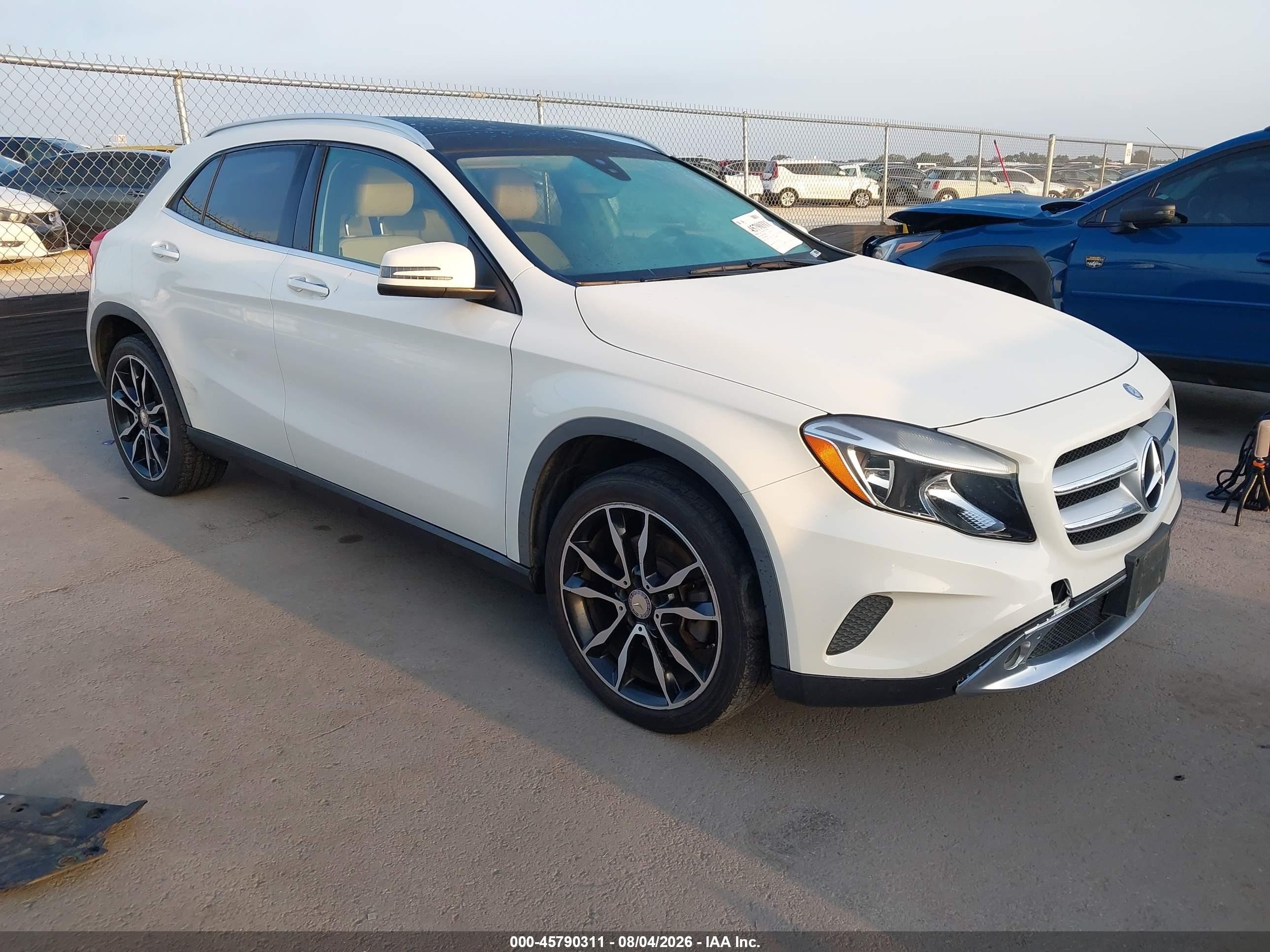2016 Mercedes-Benz GLA 250, VIN WDCTG4EB4GJ235994 — Normal wear