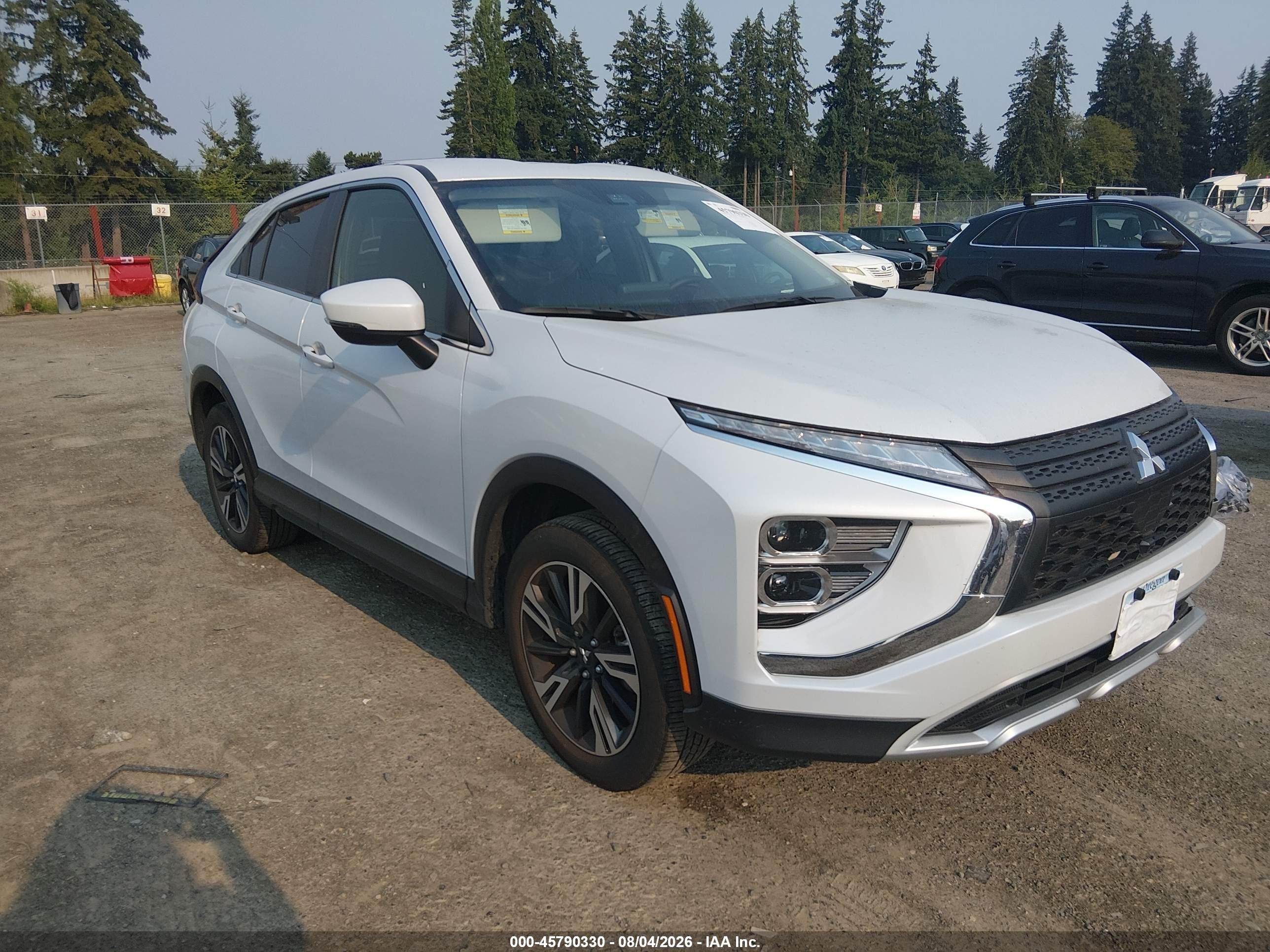 2025 Mitsubishi Eclipse Cross SE, VIN JA4ATWAA6SZ045295 — Front end