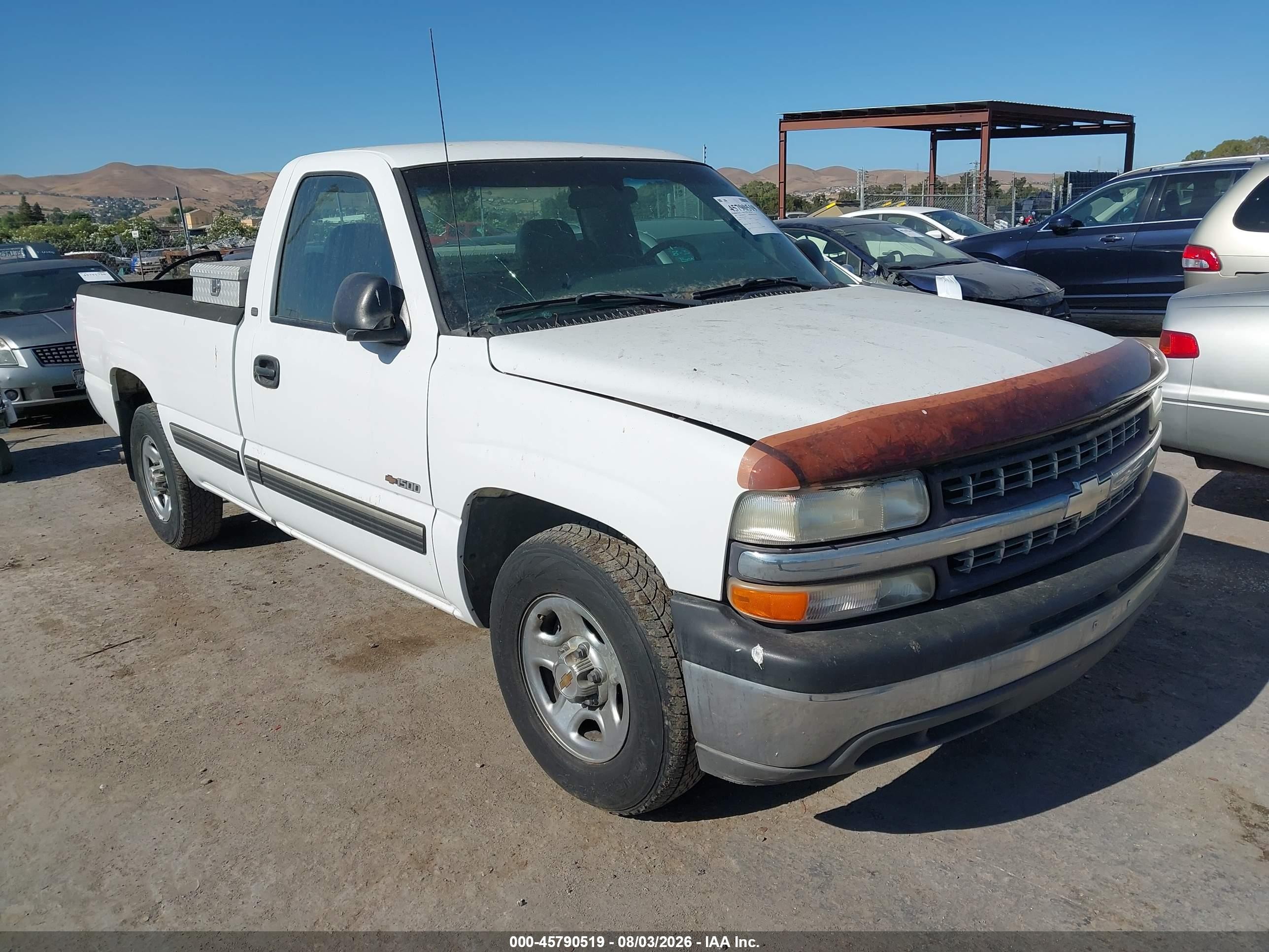 2001 Chevrolet Silverado 1500 LS, VIN 1GCEC14T01E118593 — Normal wear