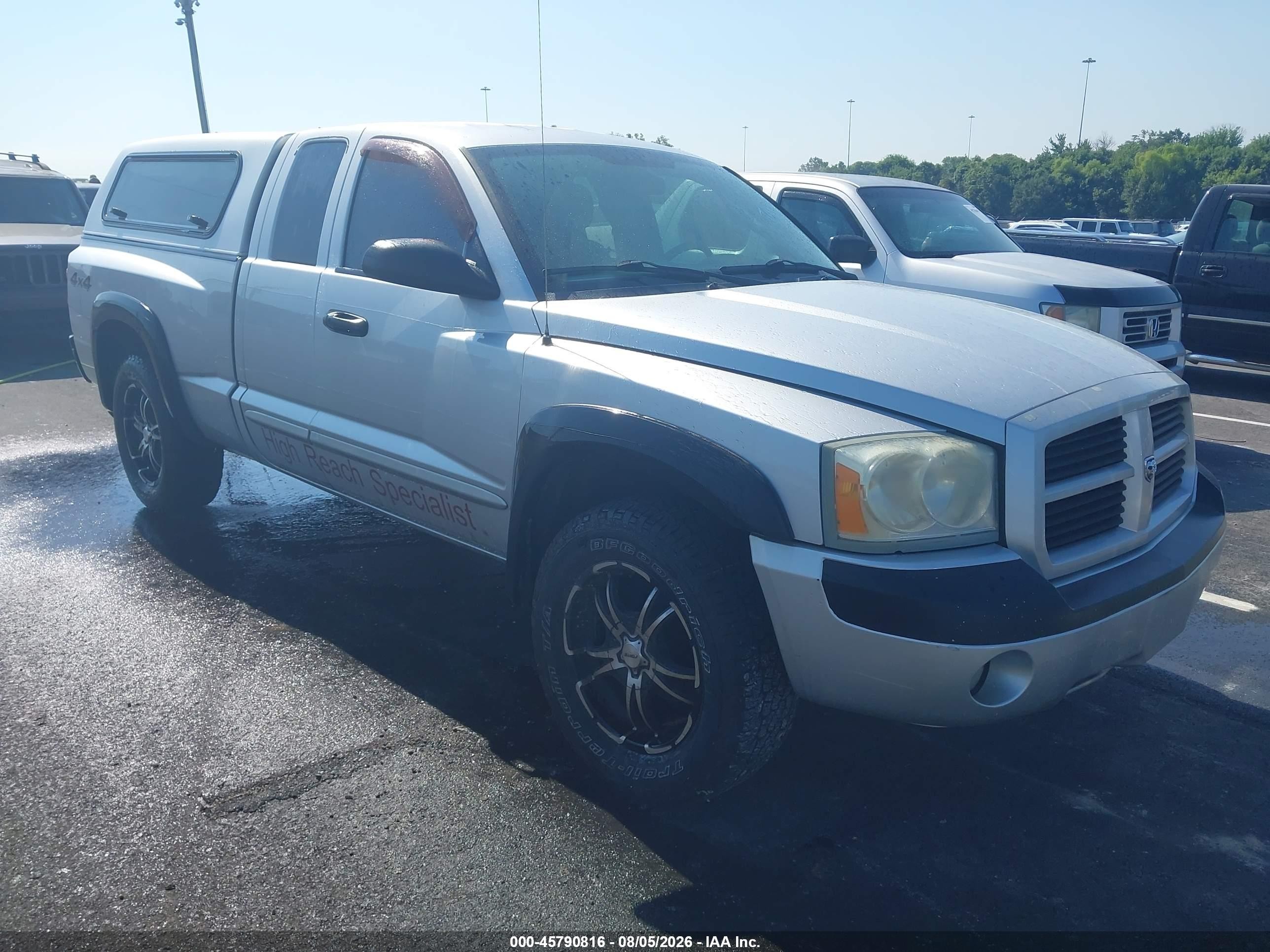 2007 Dodge Dakota SLT, VIN 1D7HW42K77S103671 — Обычный износ