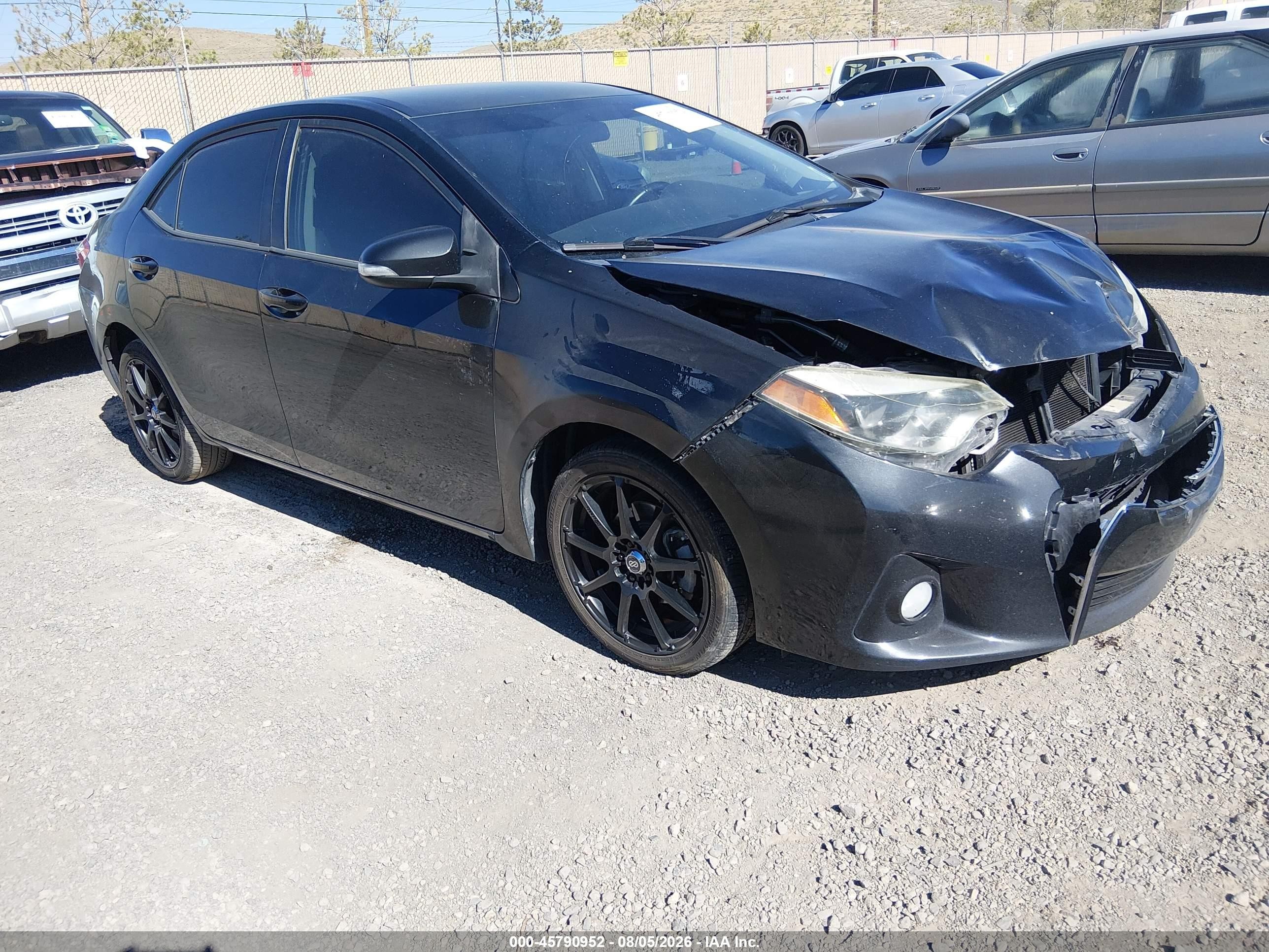 2014 Toyota Corolla S Plus, VIN 2T1BURHE2EC111633 — Normal wear