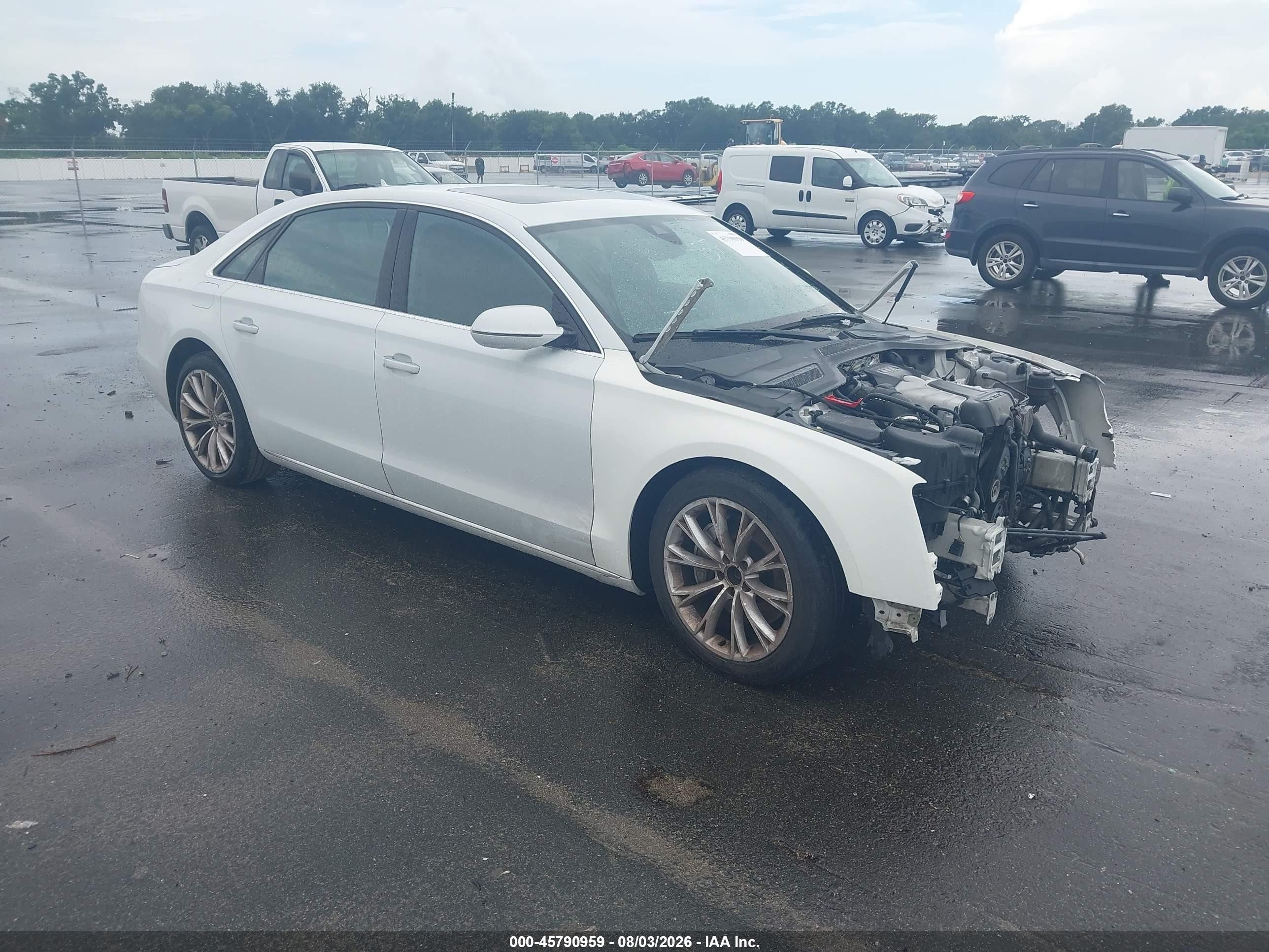 2013 Audi A8 3.0L, VIN WAURGAFDXDN012925 — Обычный износ