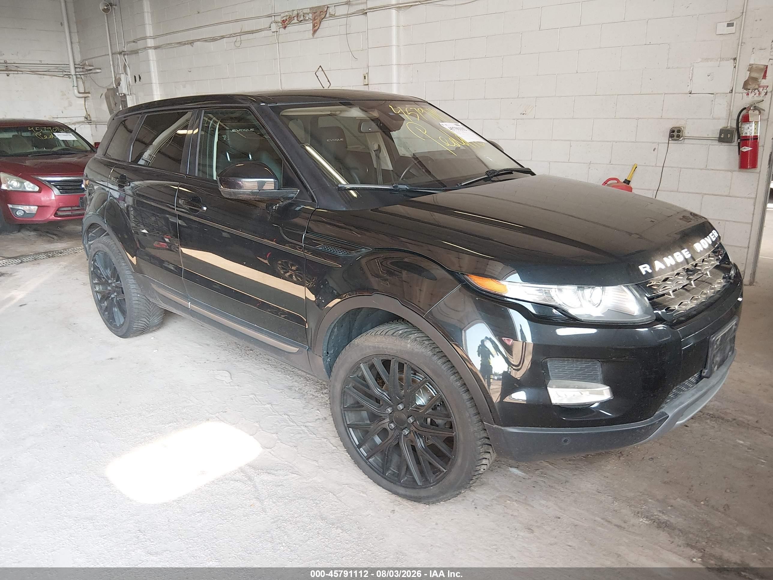 2015 Land Rover Range Rover Evoque Pure Plus, VIN SALVP2BG0FH044106 — Normal wear