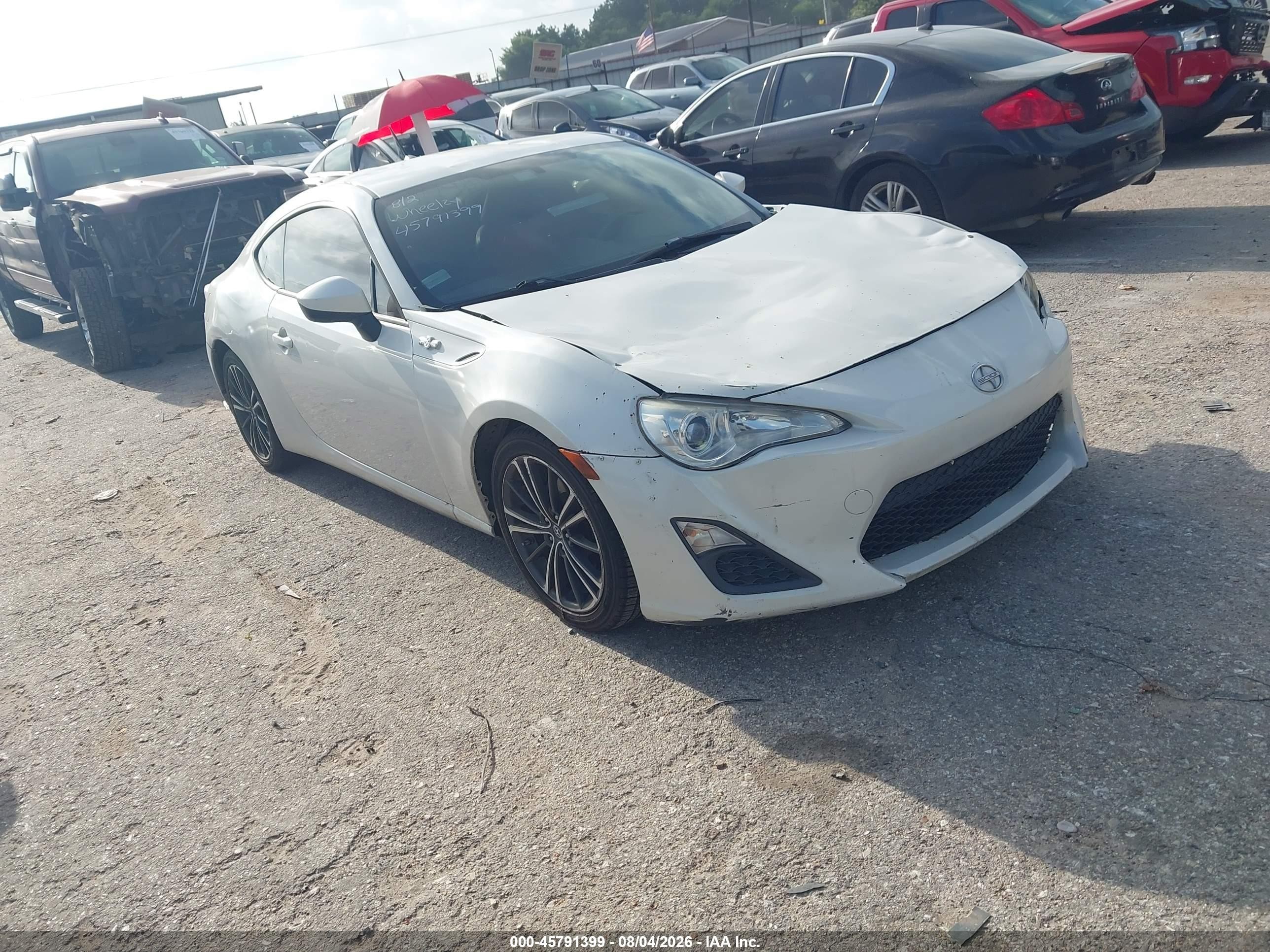 2013 Scion FR-S, VIN JF1ZNAA17D2723544 — Normal wear