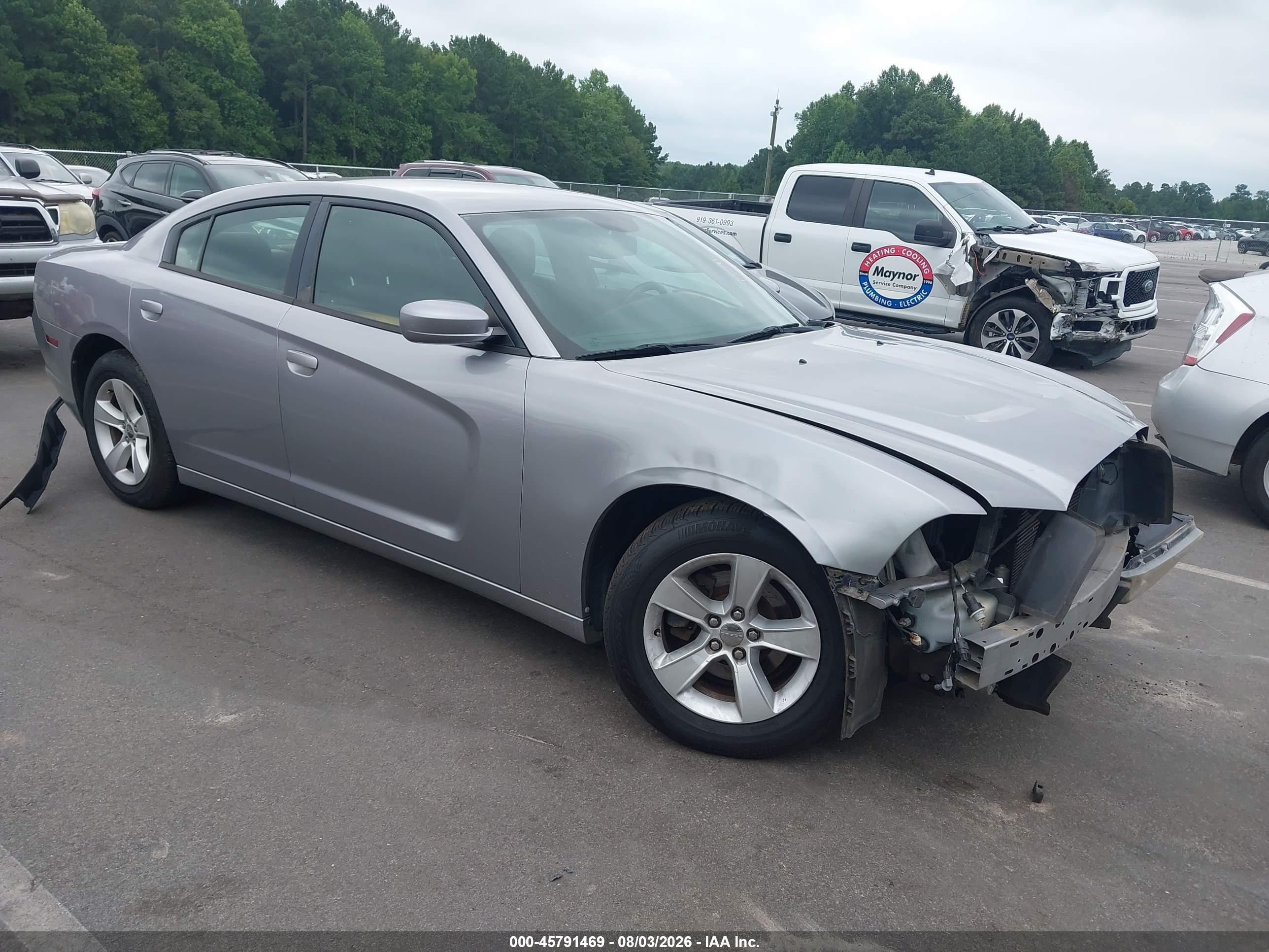 2014 Dodge Charger SE, VIN 2C3CDXBG3EH348600 — Normal wear