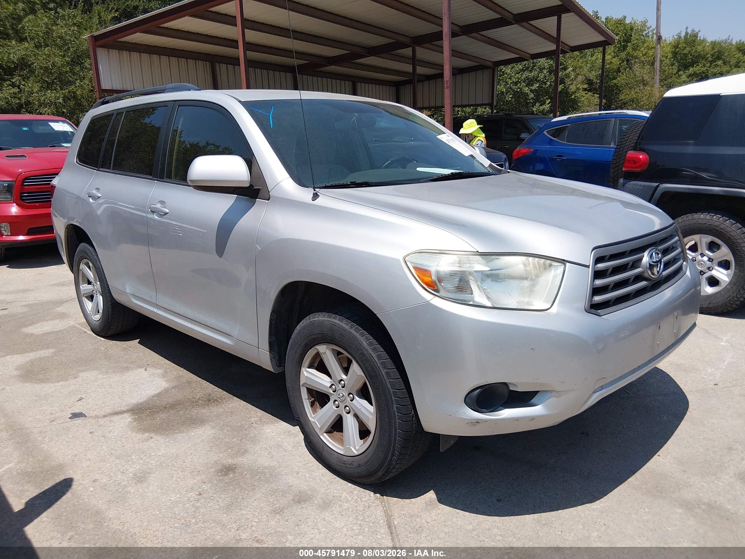 2010 Toyota Highlander, VIN 5TDZK3EH4AS003208 — Normal wear