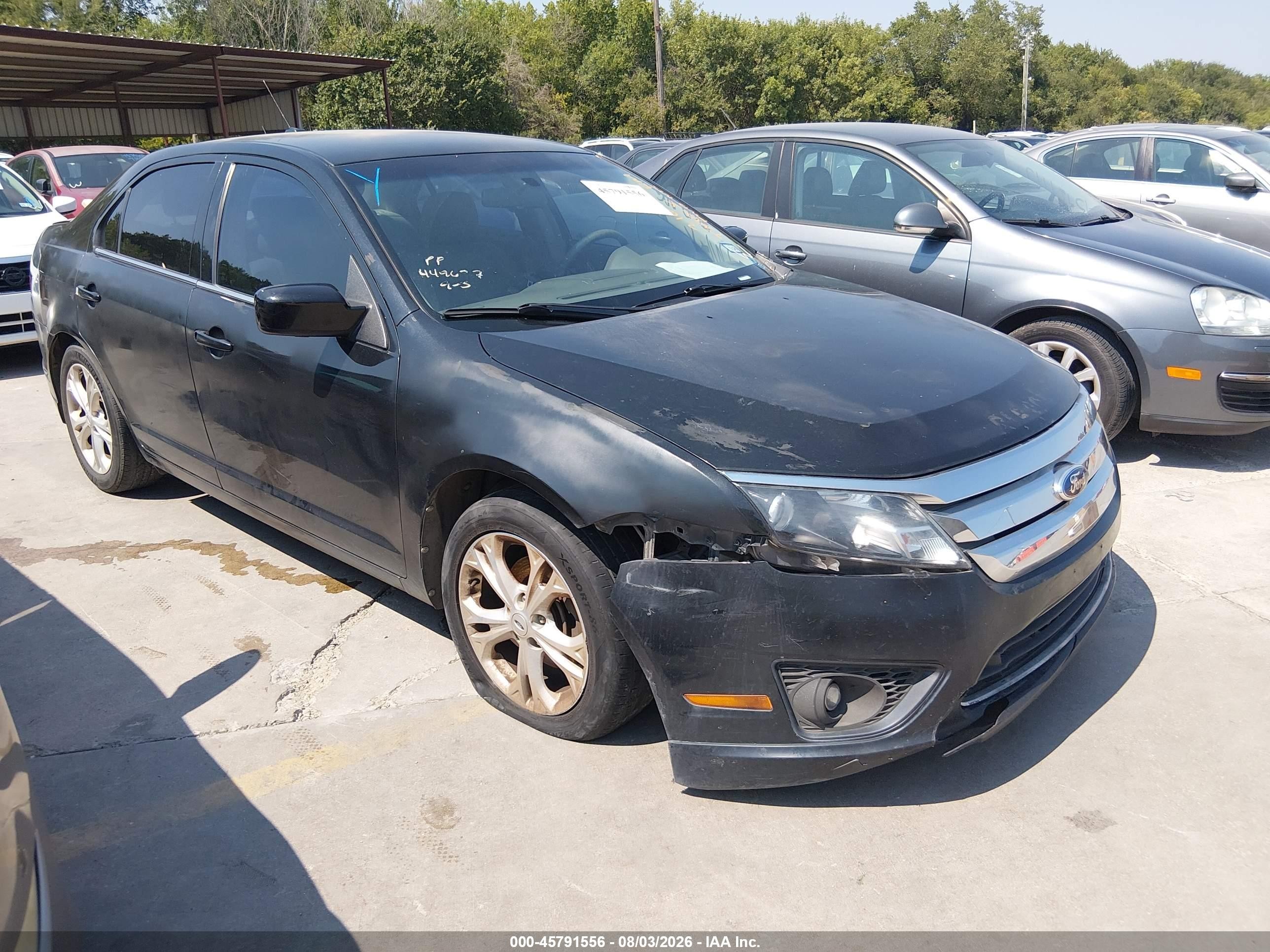 2012 Ford Fusion SE, VIN 3FAHP0HA3CR216060 — Normal wear