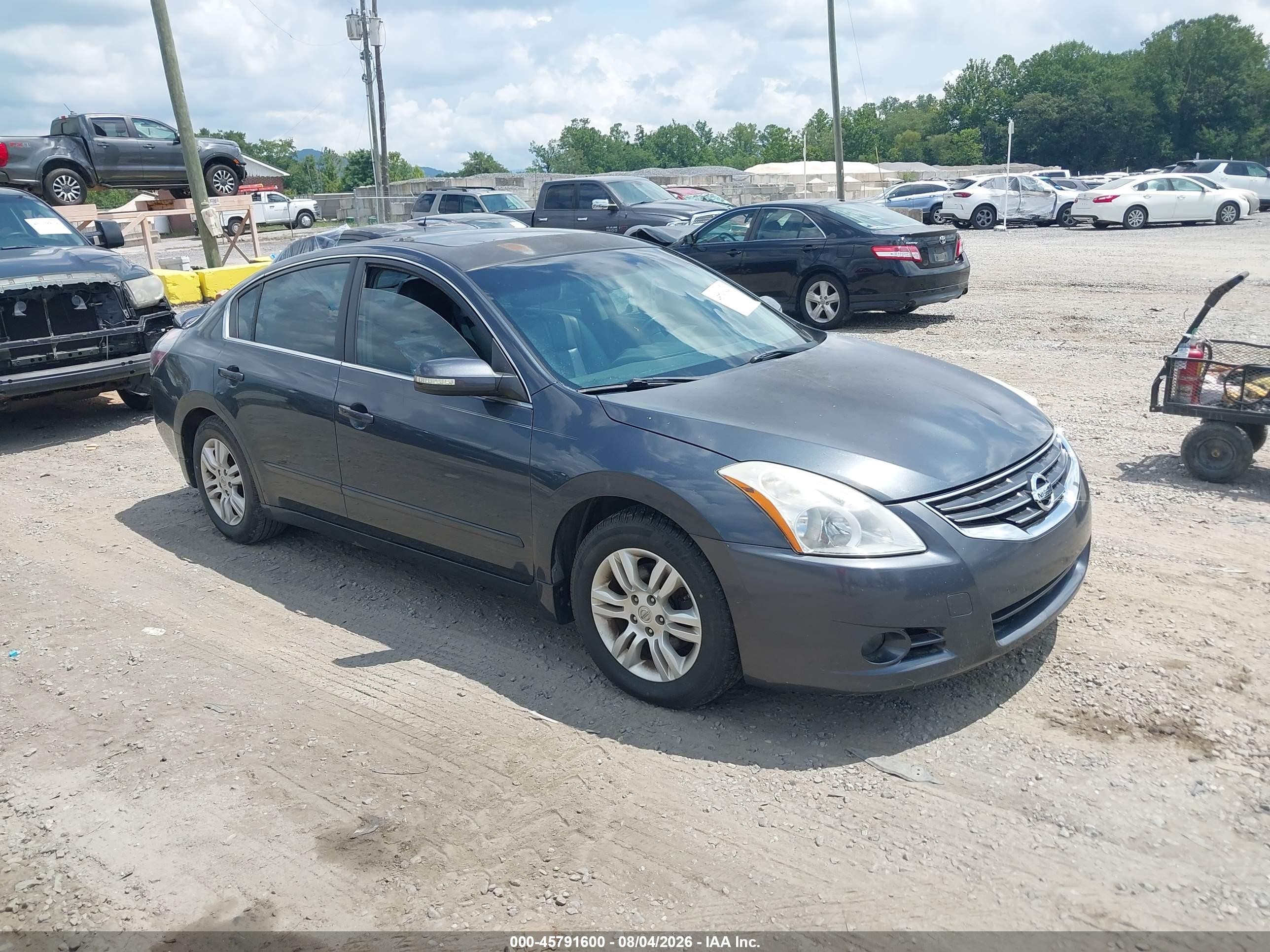 2011 Nissan Altima 2.5, VIN 1N4AL2AP6BN421915 — Normal wear