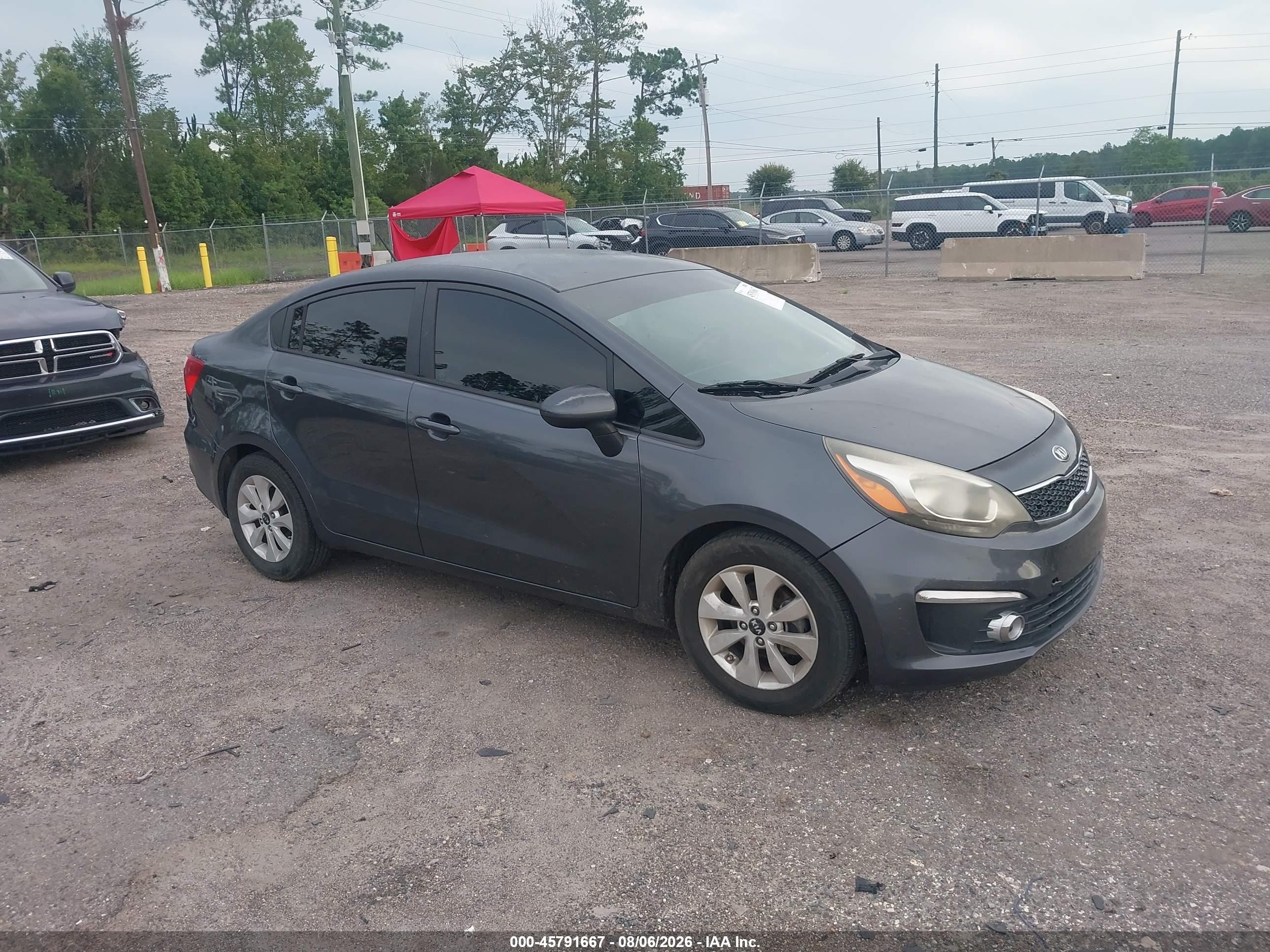 2016 Kia Rio EX, VIN KNADN4A37G6575316 — Обычный износ