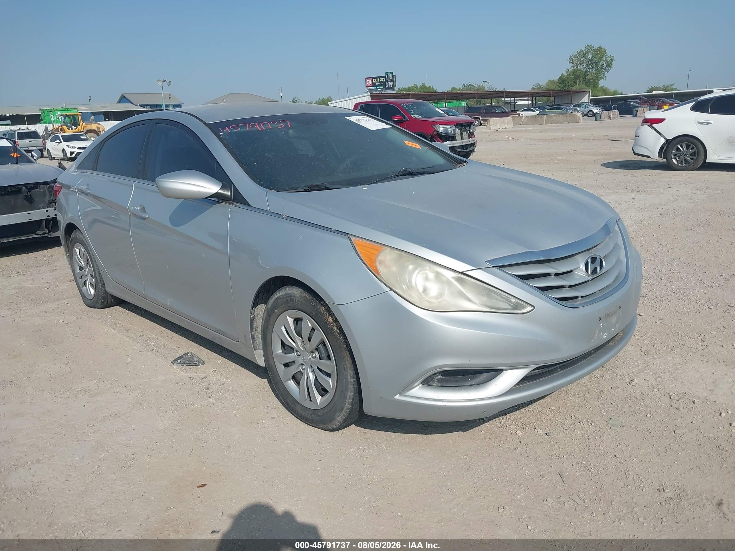 2012 Hyundai Sonata GLS, VIN 5NPEB4AC9CH351710 — Normal wear