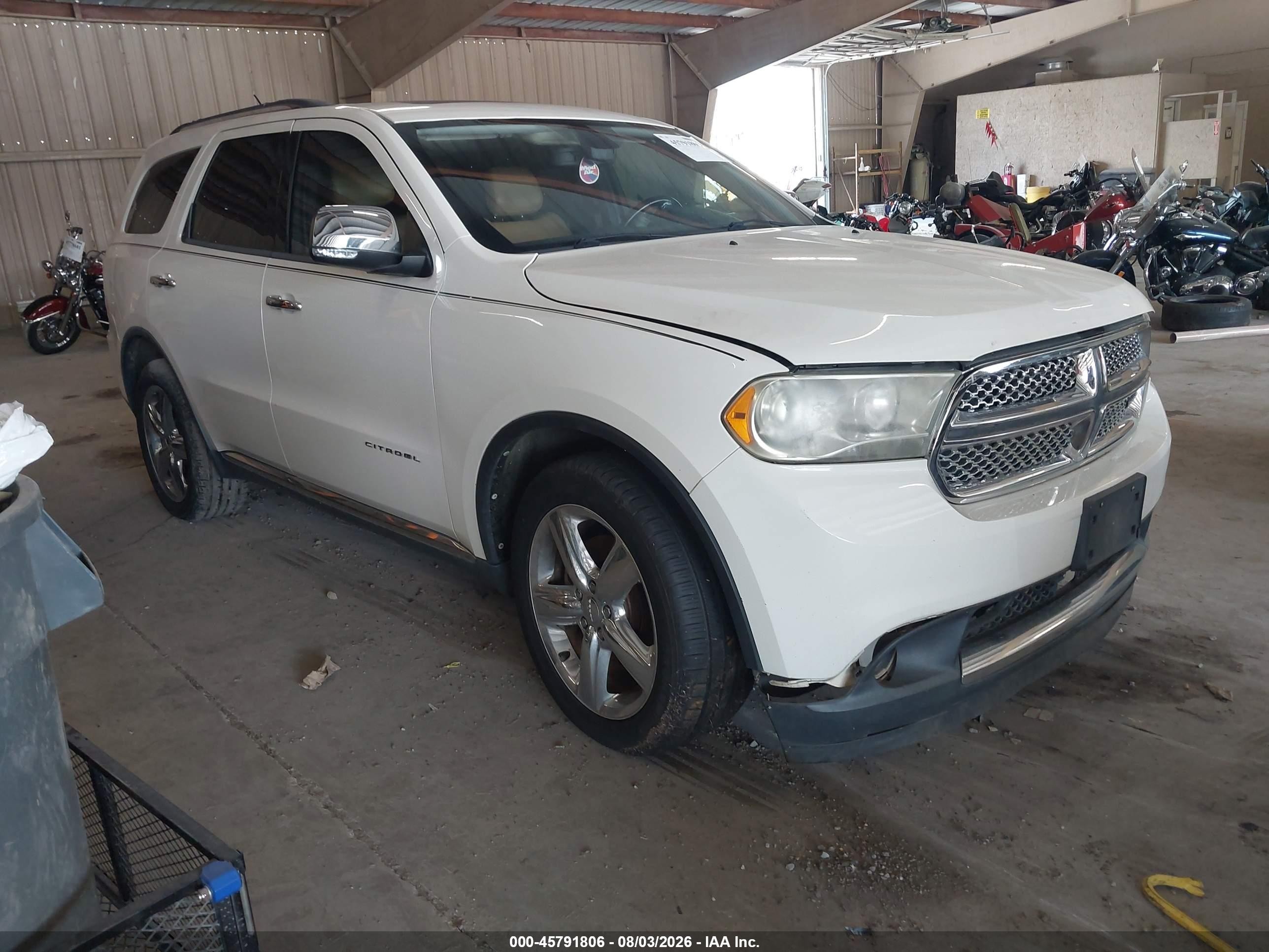 2011 Dodge Durango Citadel, VIN 1D4SE5GT6BC693300 — Normal wear
