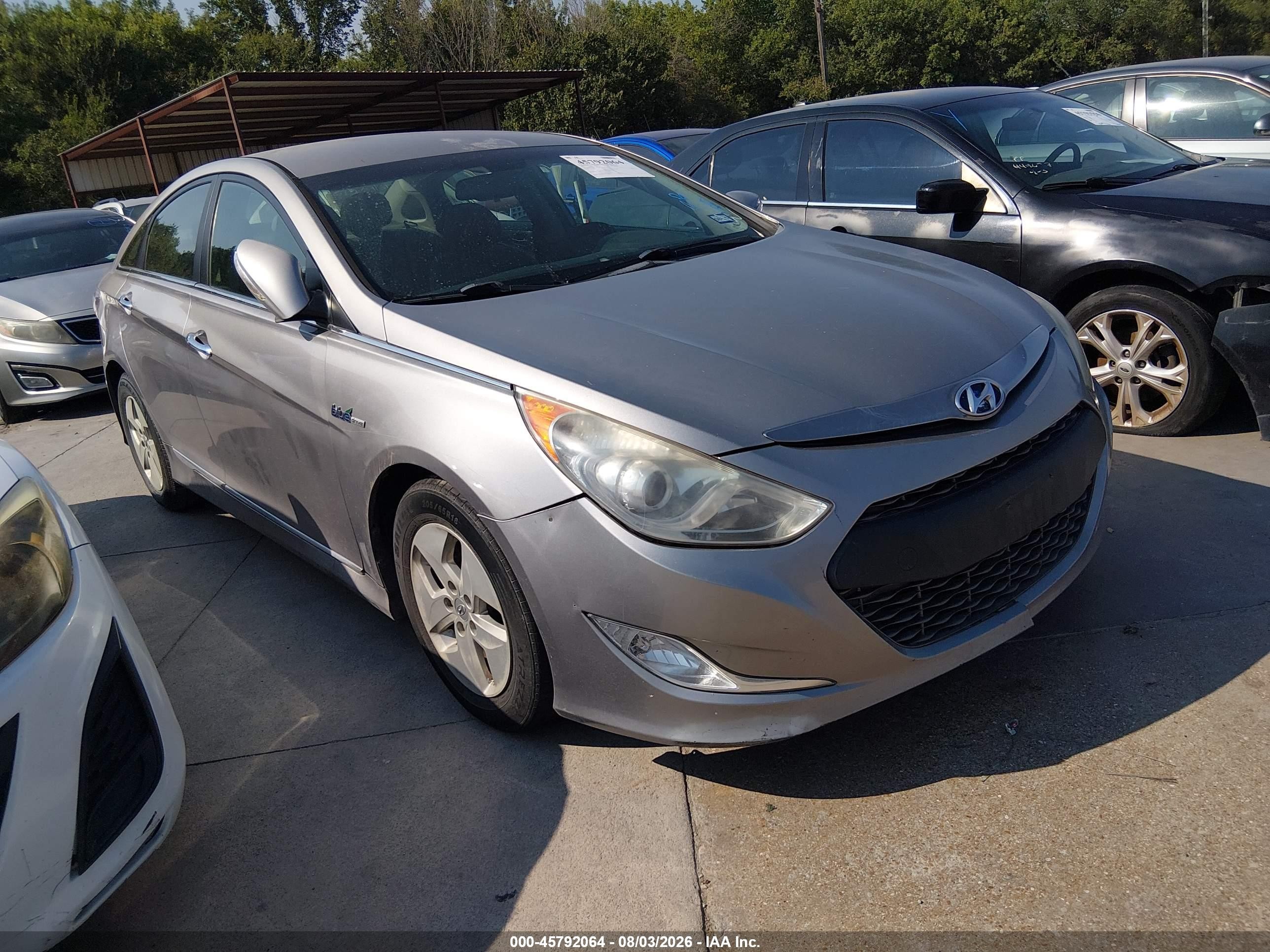 2012 Hyundai Sonata Hybrid, VIN KMHEC4A44CA027279 — Normal wear