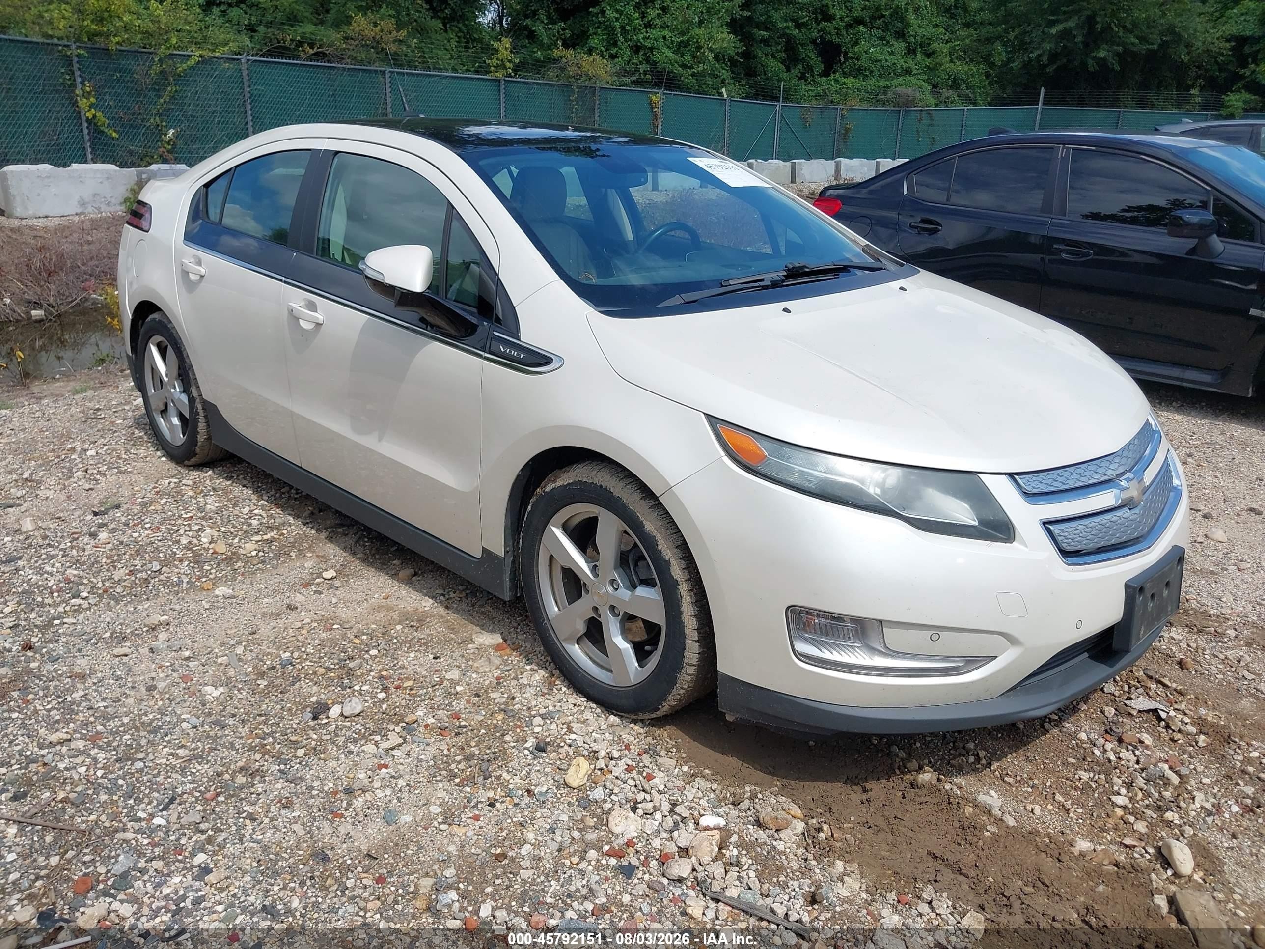 2012 Chevrolet Volt, VIN 1G1RB6E4XCU102430 — Normal wear