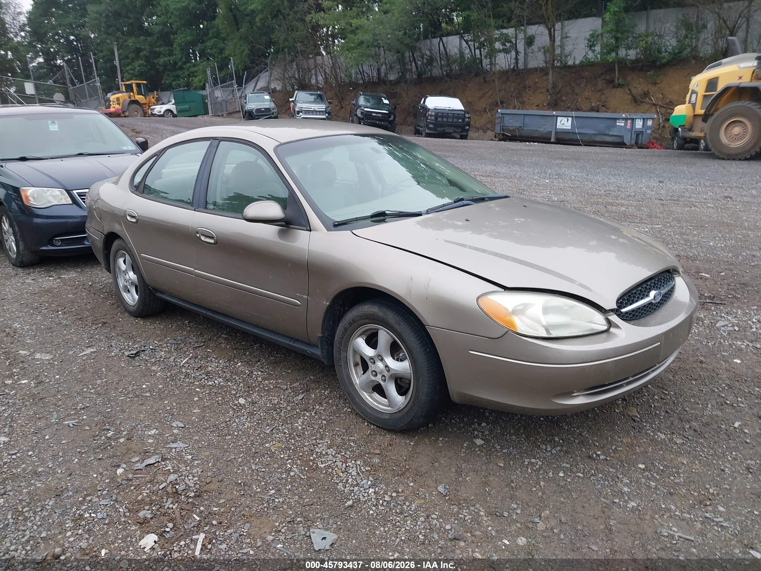 2003 Ford Taurus SES Standard, VIN 1FAFP55U93G173306 — Обычный износ