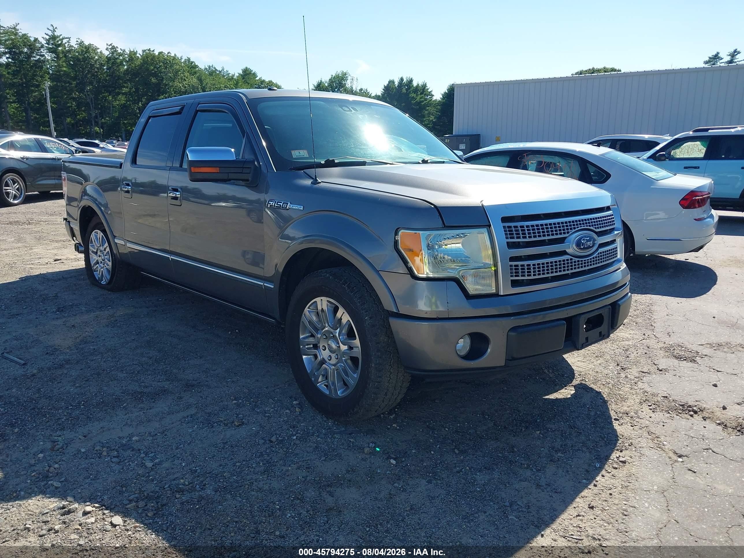 2010 Ford F-150 XL, VIN 1FTFW1CV5AFD71241 — Зад