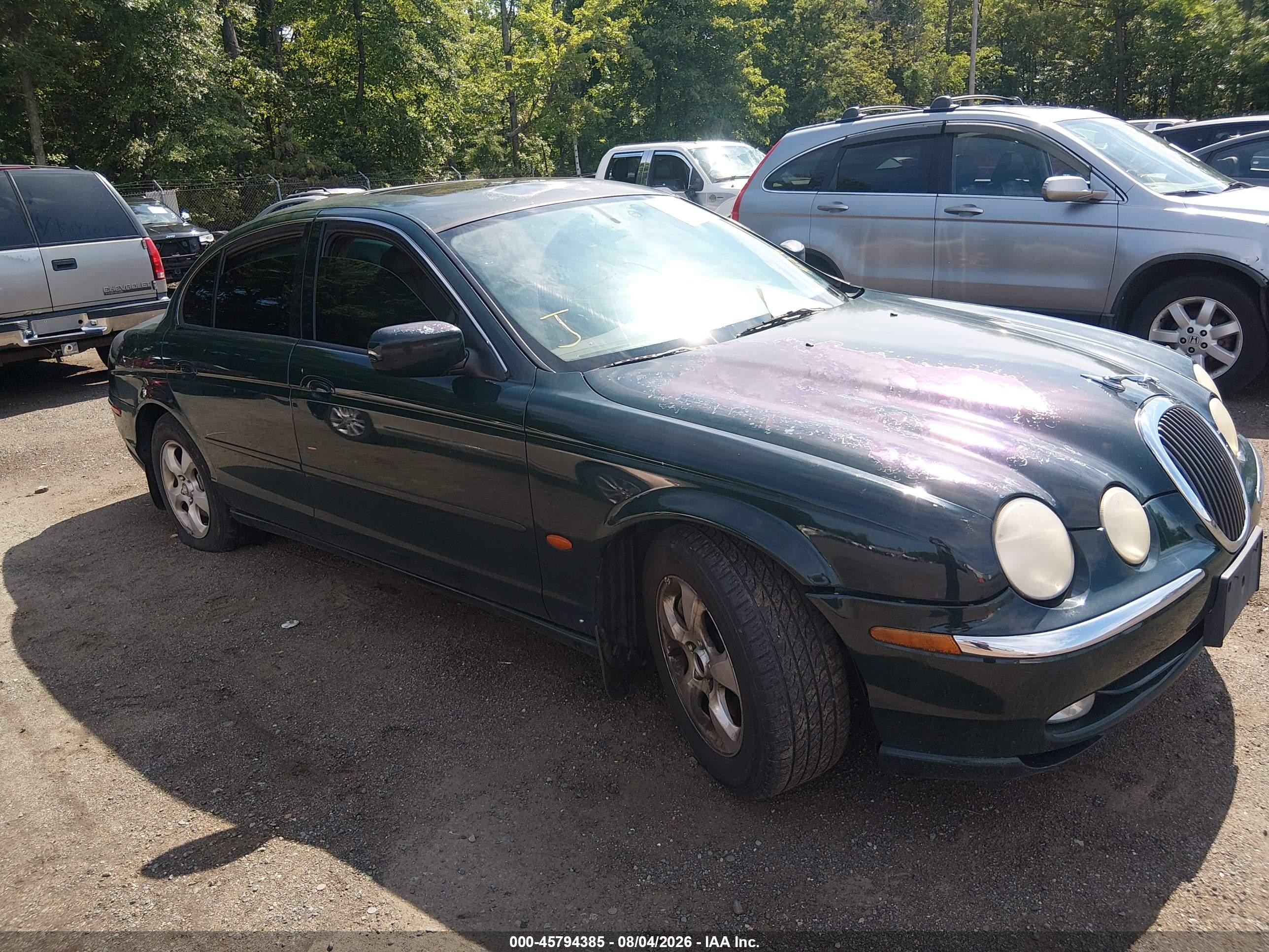 2000 Jaguar S-Type V6, VIN SAJDA01C1YFL18081 — Normal wear