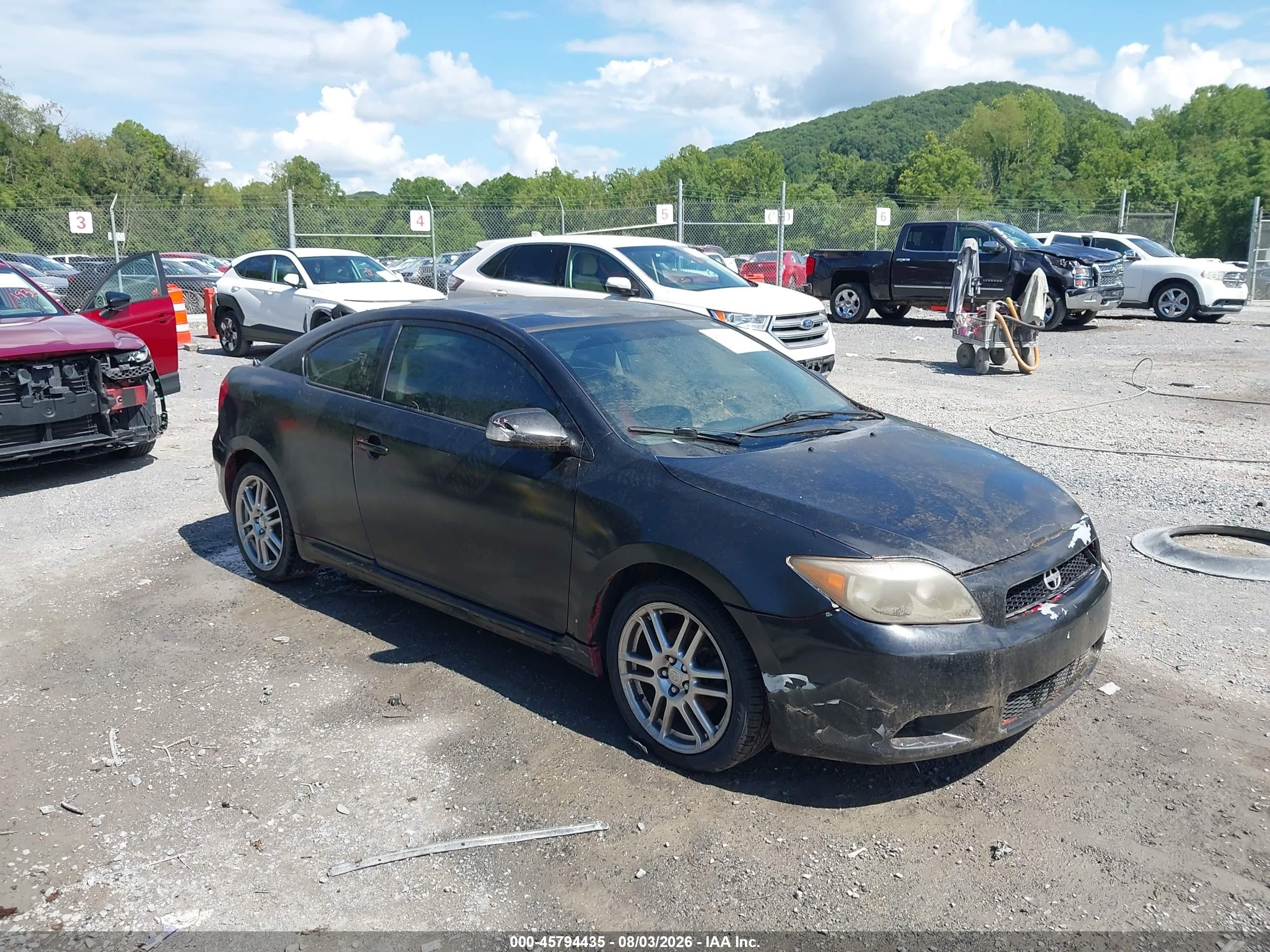 2006 Scion tC, VIN JTKDE167460107972 — Normal wear