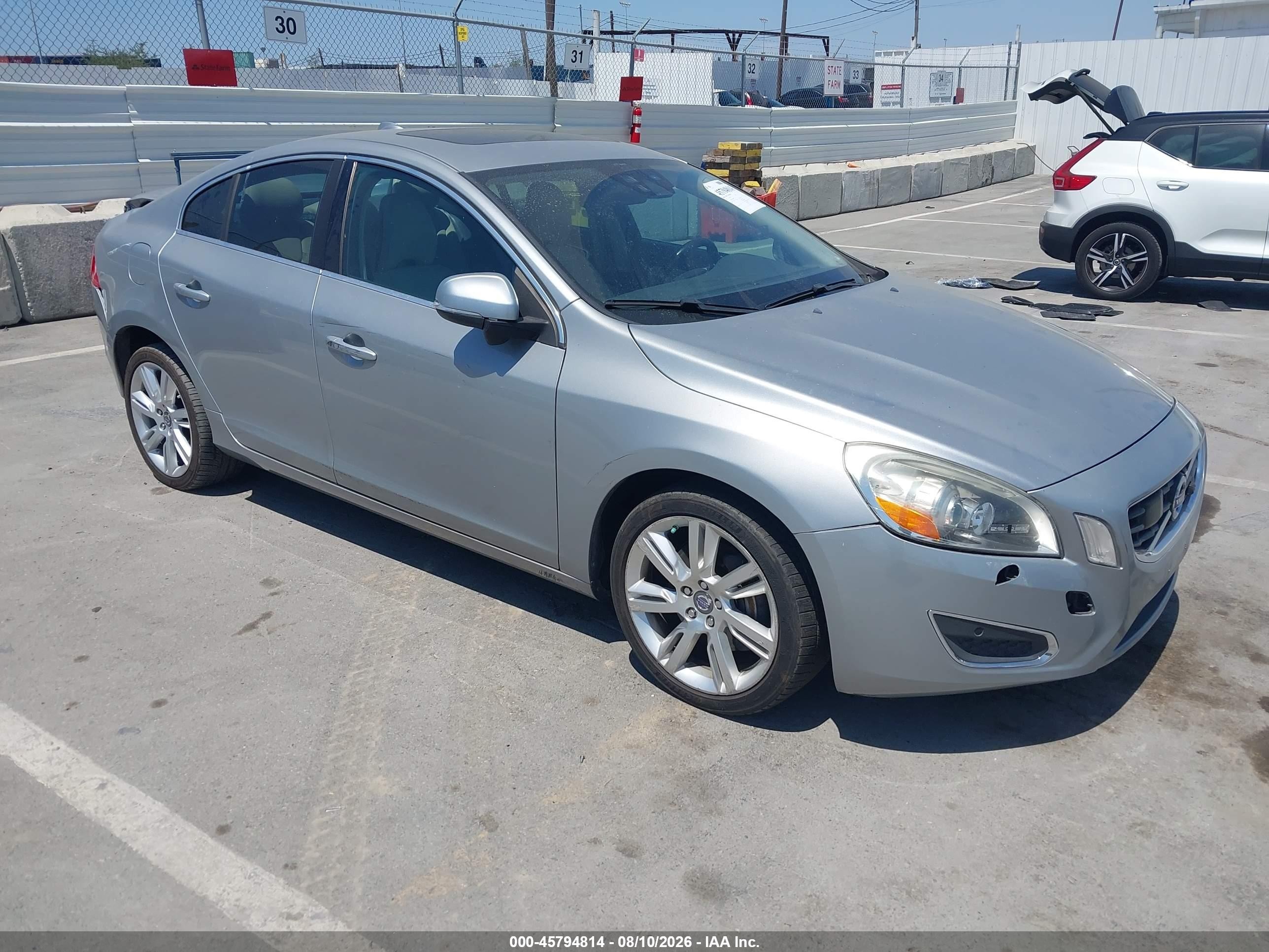 2012 Volvo S60 T6, VIN YV1902FH7C2038909 — Rear end