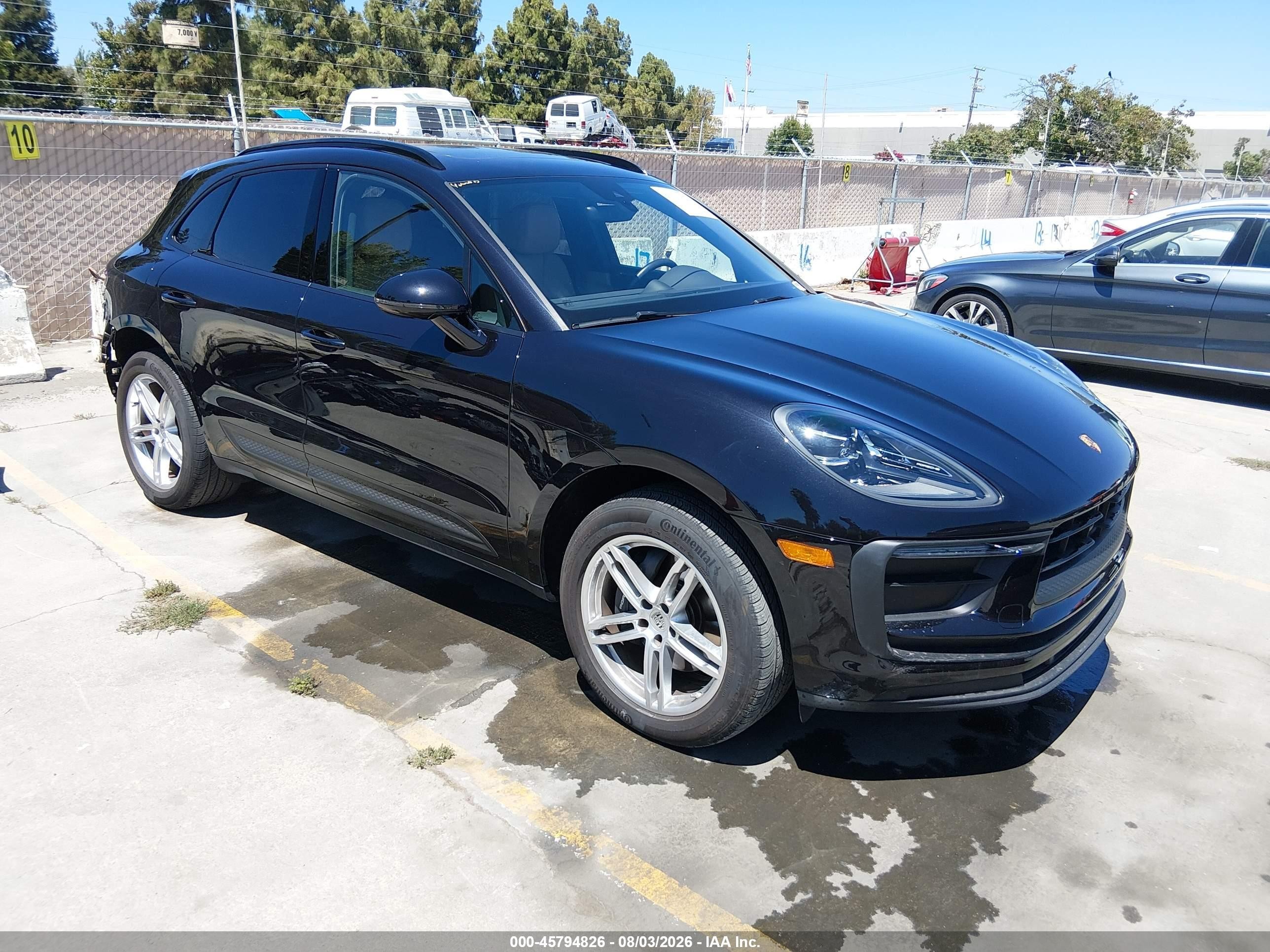2024 Porsche Macan, VIN WP1AA2A53RLB16469 — Rear end