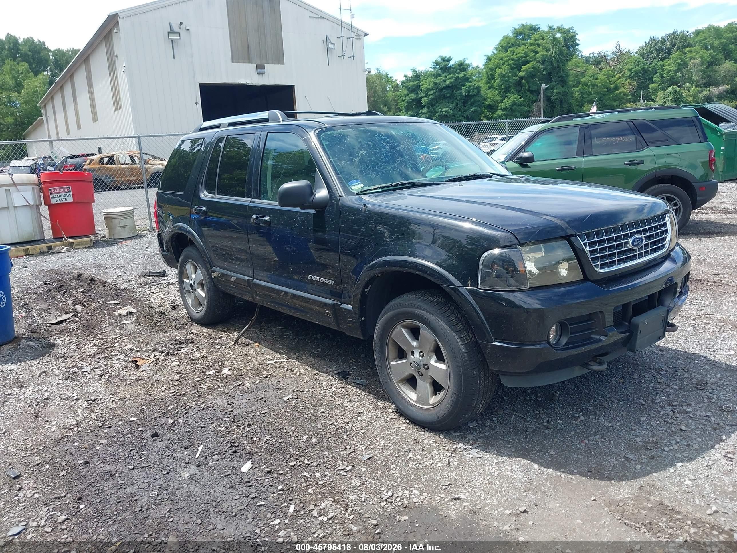 2005 Ford Explorer Limited, VIN 1FMDU75WX5UB48888 — Normal wear