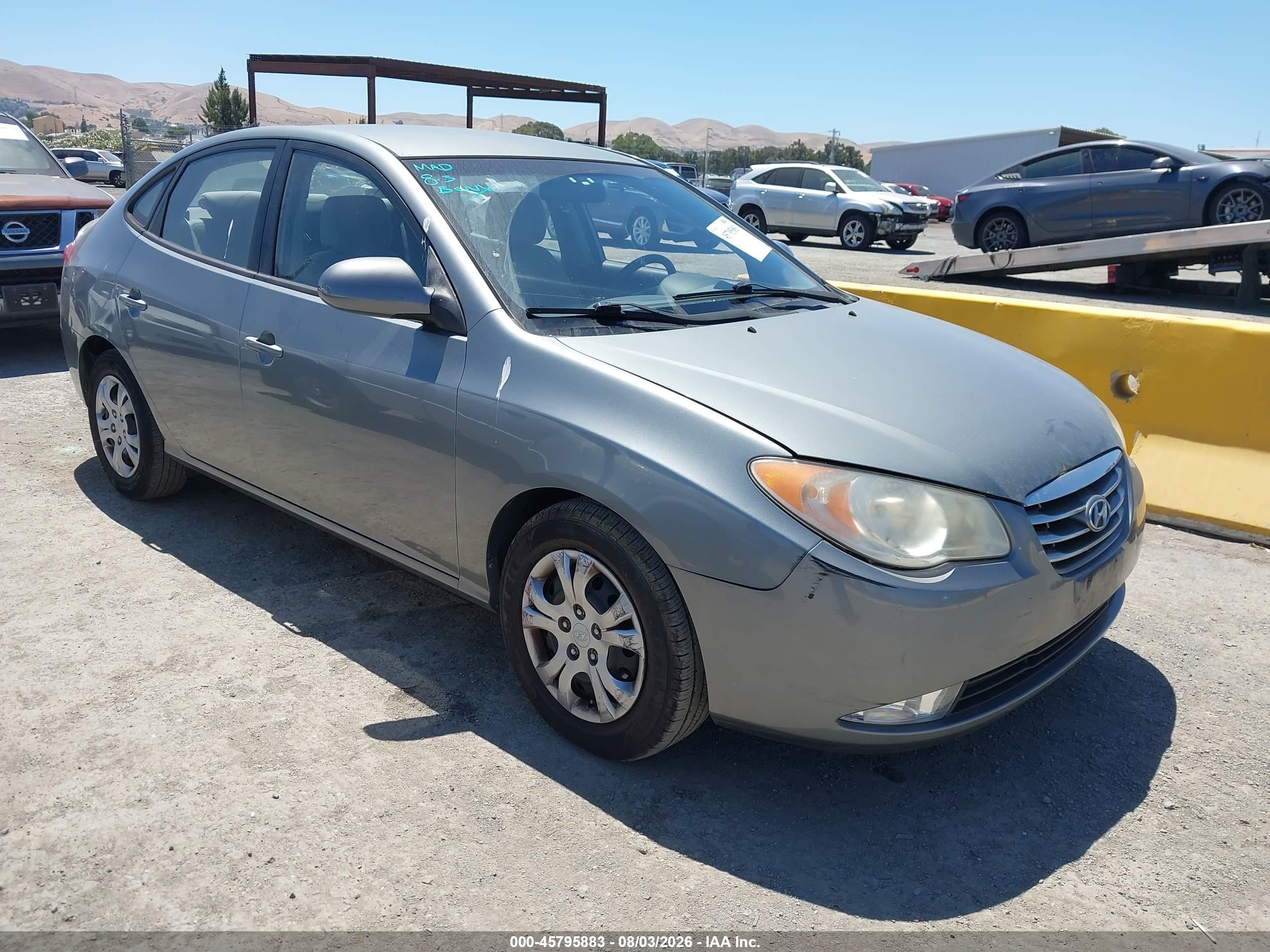 2010 Hyundai Elantra GLS, VIN KMHDU4ADXAU037786 — Normal wear