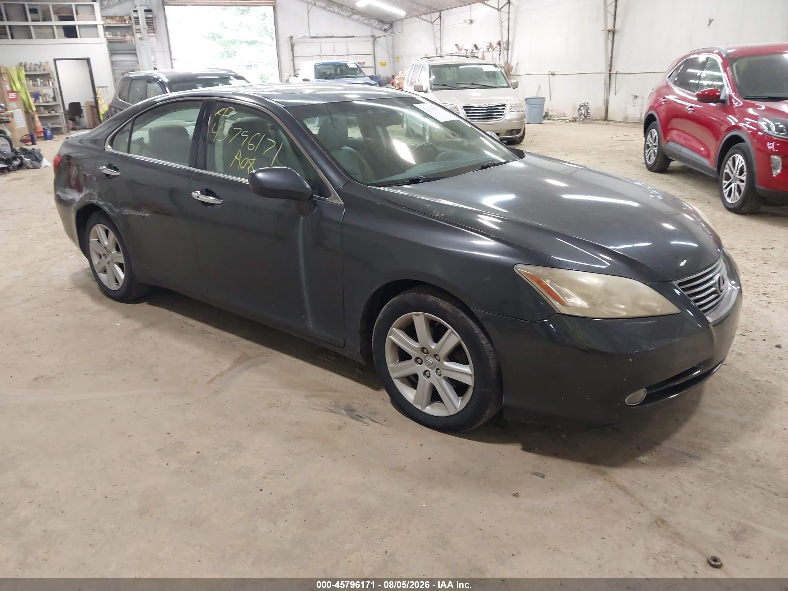 2008 Lexus ES 330, VIN JTHBJ46G682267529 — Side
