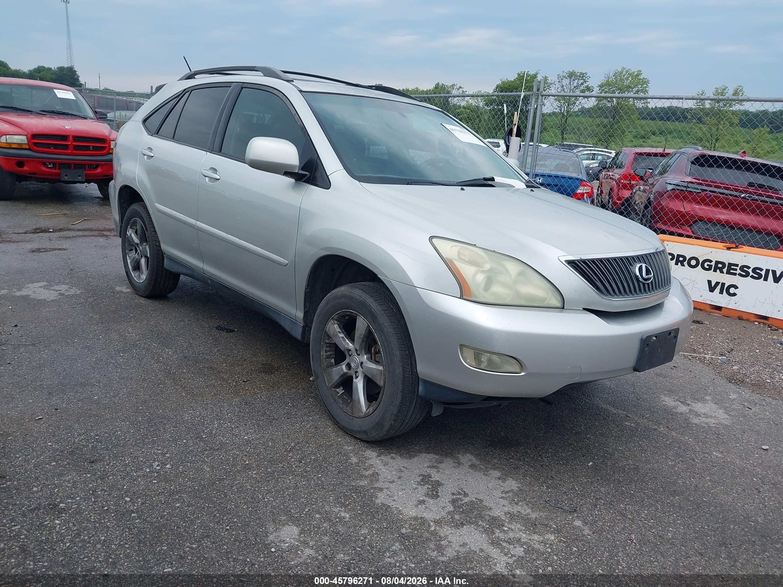 2004 Lexus RX 330, VIN JTJHA31UX40023985 — Normal wear