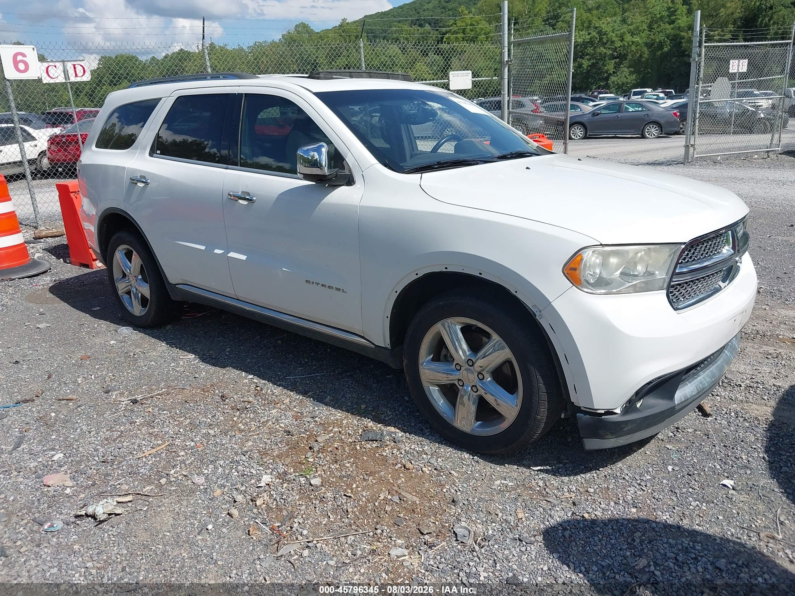 2013 Dodge Durango Citadel, VIN 1C4SDHETXDC678547 — Roof