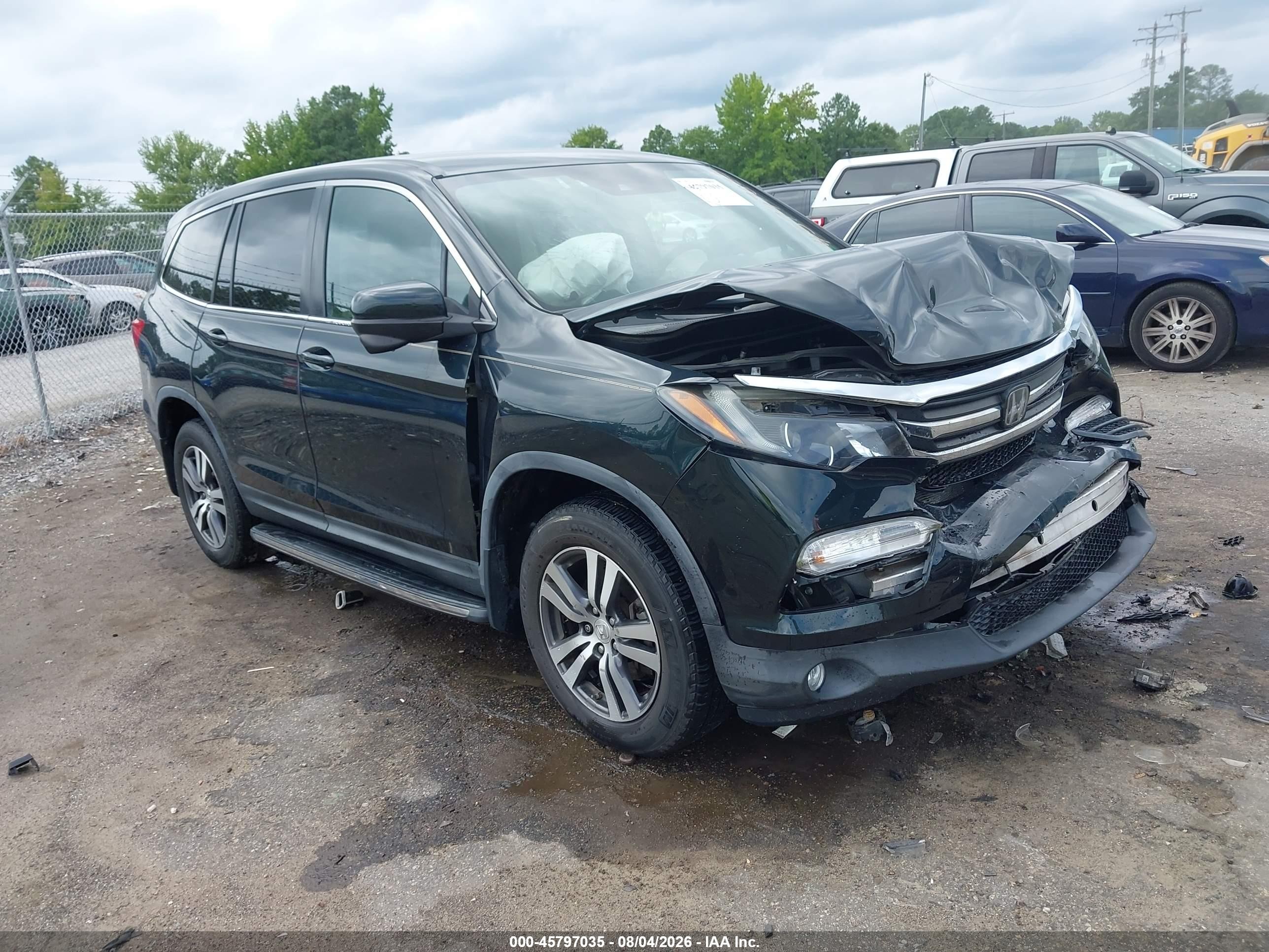 2016 Honda Pilot EX, VIN 5FNYF6H44GB017181 — Front end