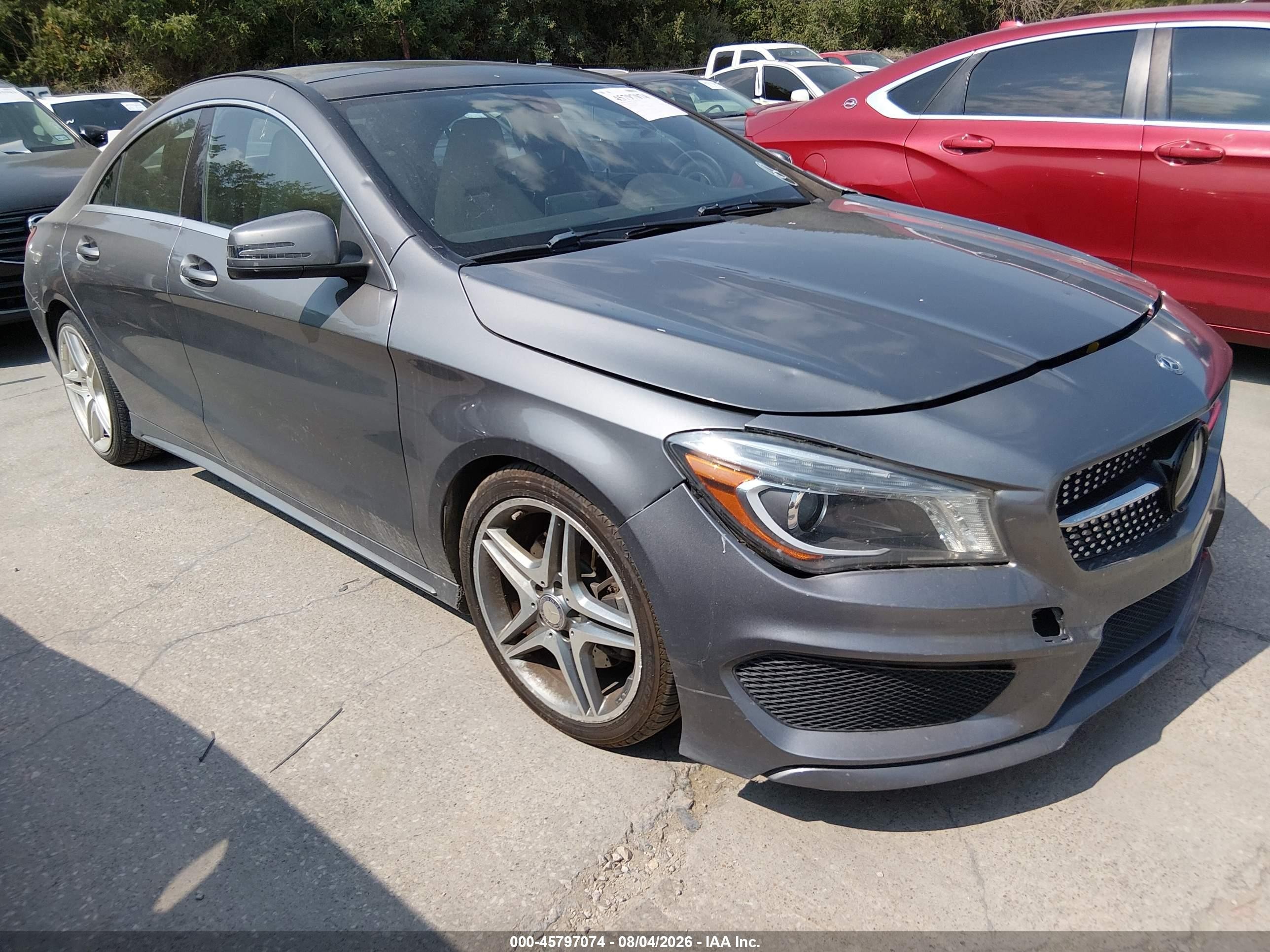 2014 Mercedes-Benz CLA 250, VIN WDDSJ4EB5EN034703 — Front end