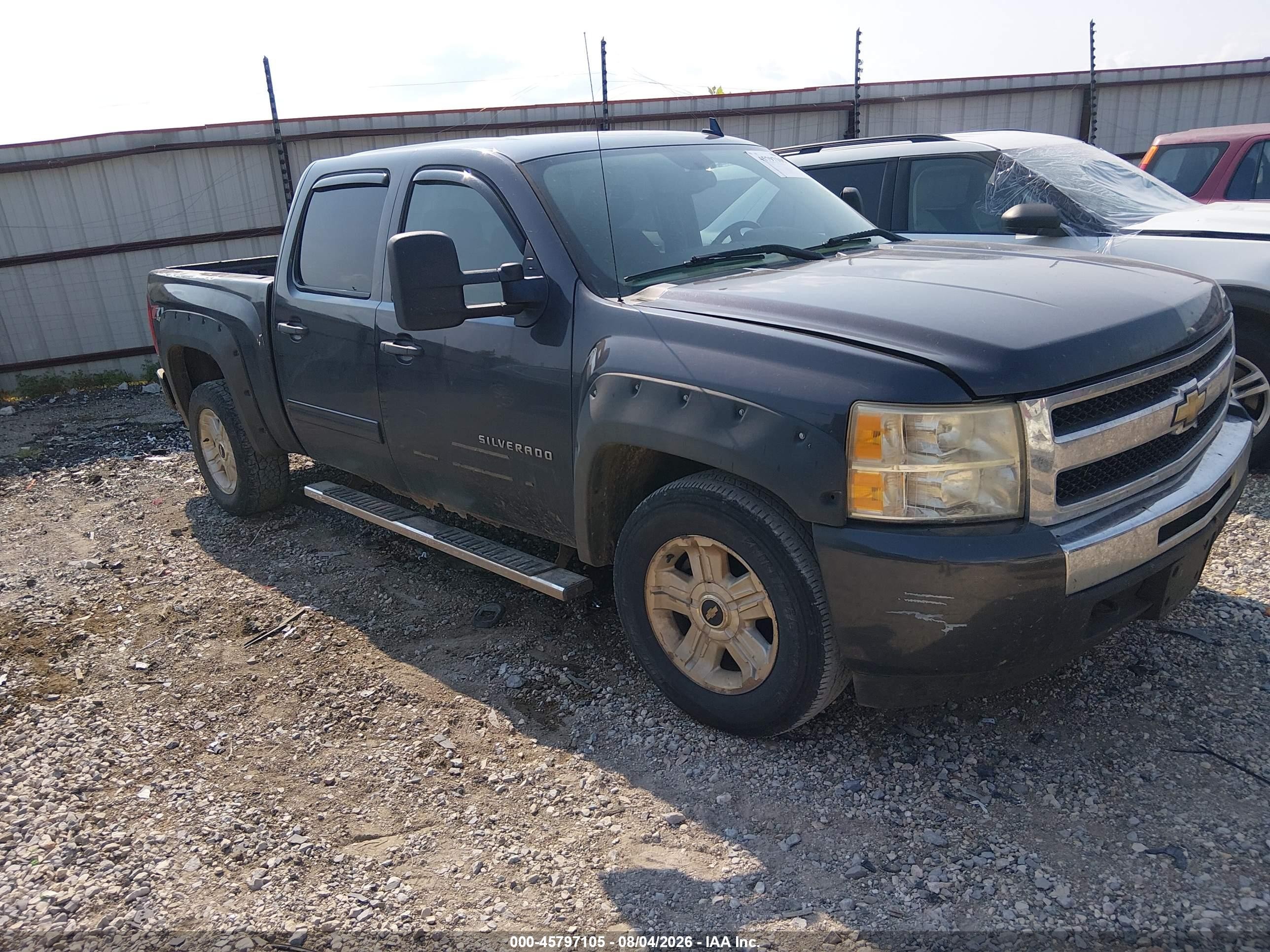 2010 Chevrolet Silverado 1500 LT, VIN 3GCRKSE33AG141741 — Normal wear