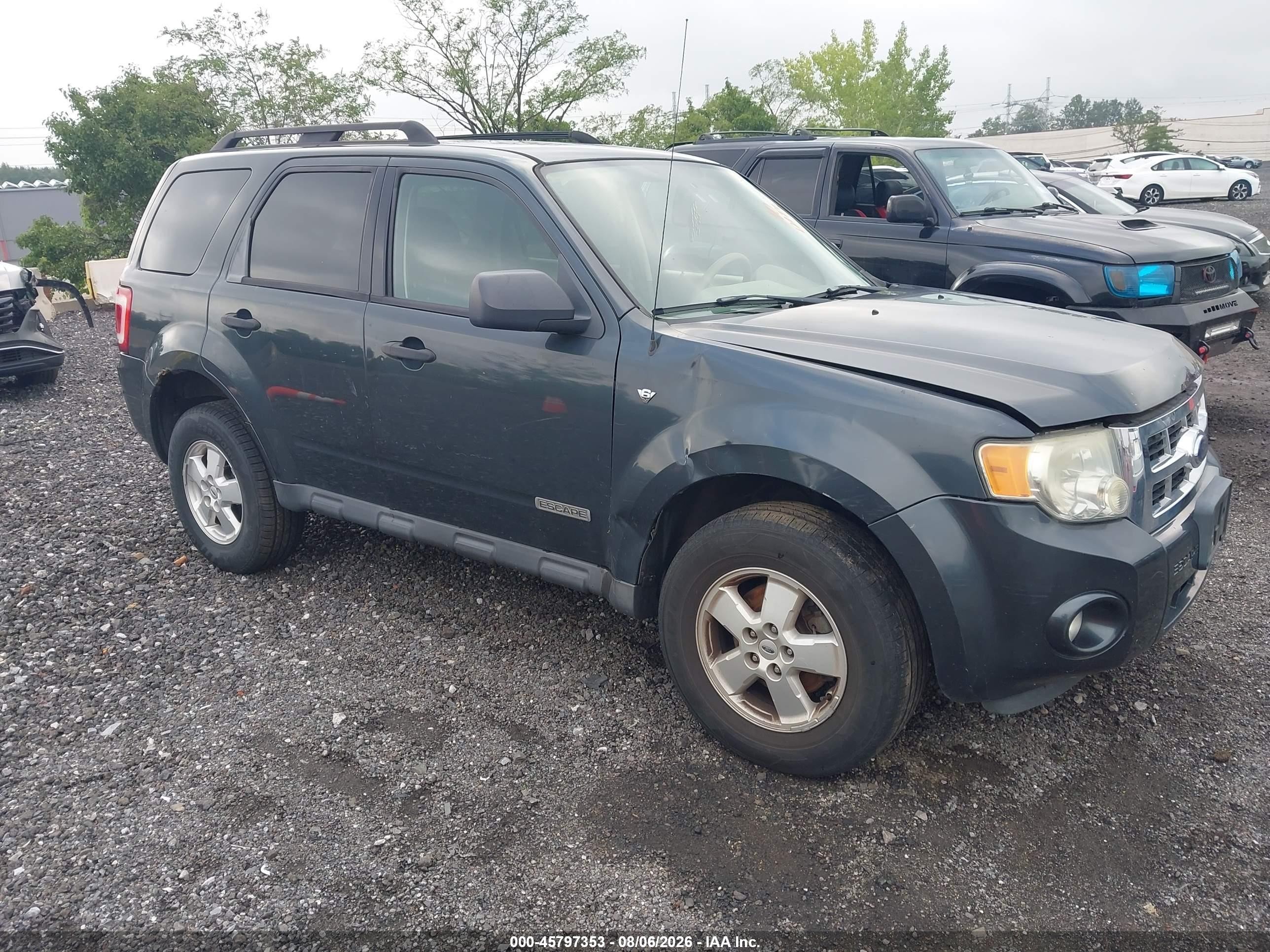 2008 Ford Escape XLT, VIN 1FMCU93108KC14394 — Normal wear