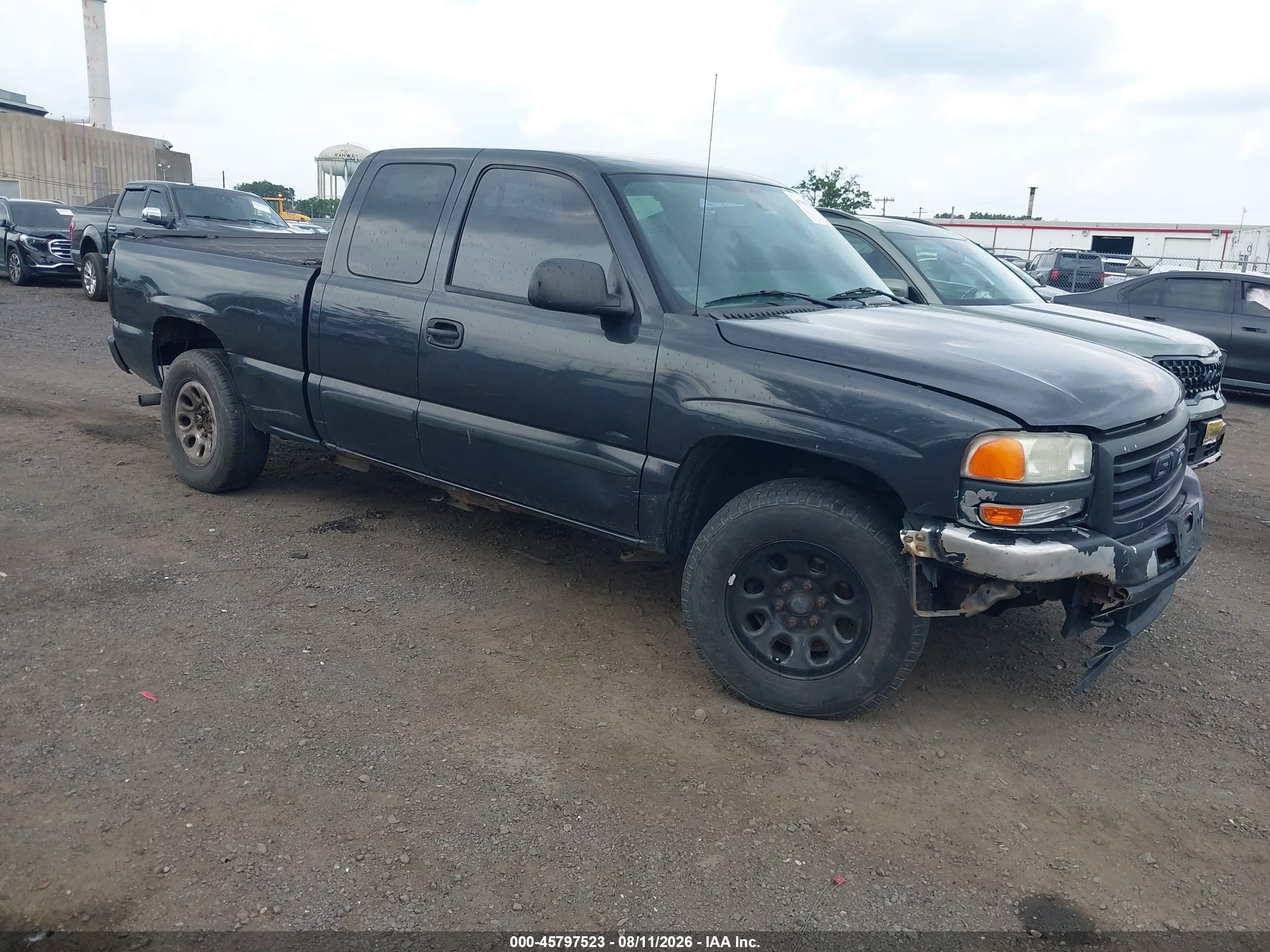2005 GMC Sierra 1500 SLT, VIN 2GTEK19T951190928 — Normal wear
