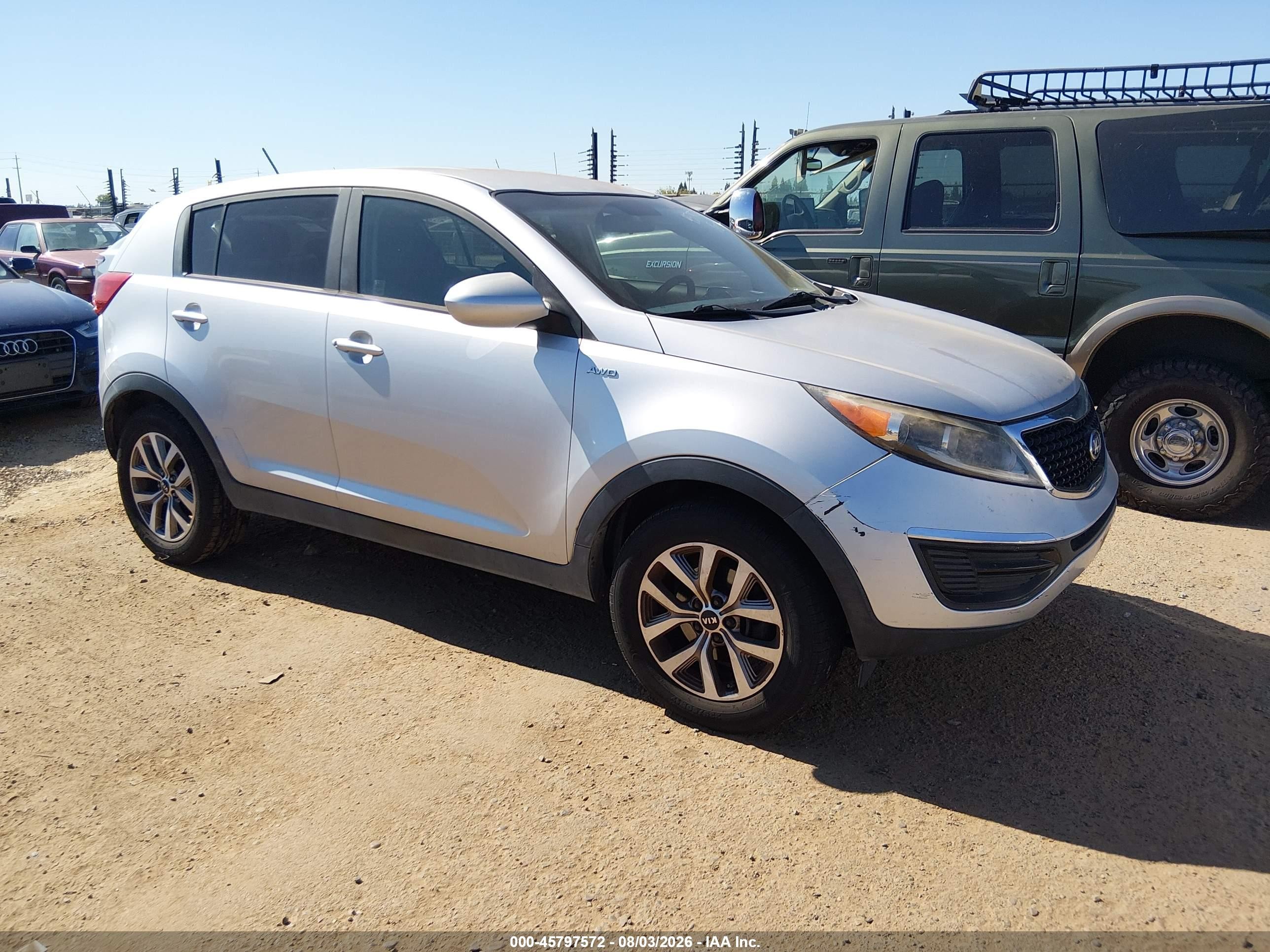 2014 Kia Sportage LX, VIN KNDPBCAC6E7549168 — Normal wear