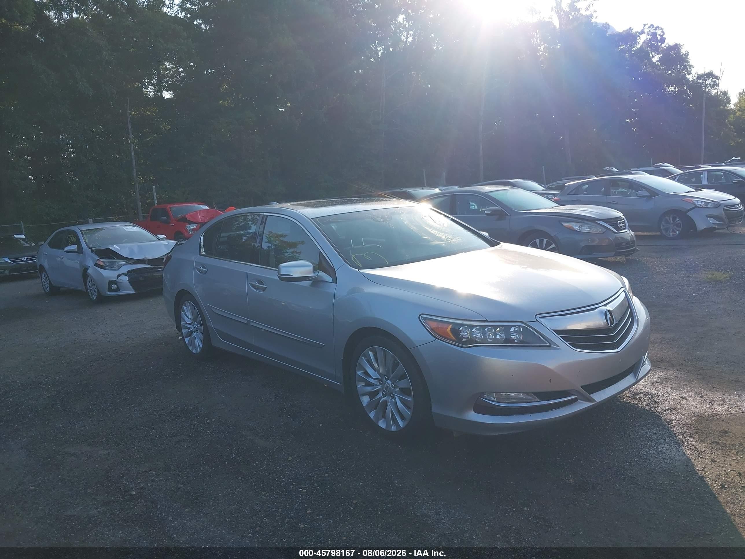 2014 Acura RLX Technology, VIN JH4KC1F57EC006374 — Rear end