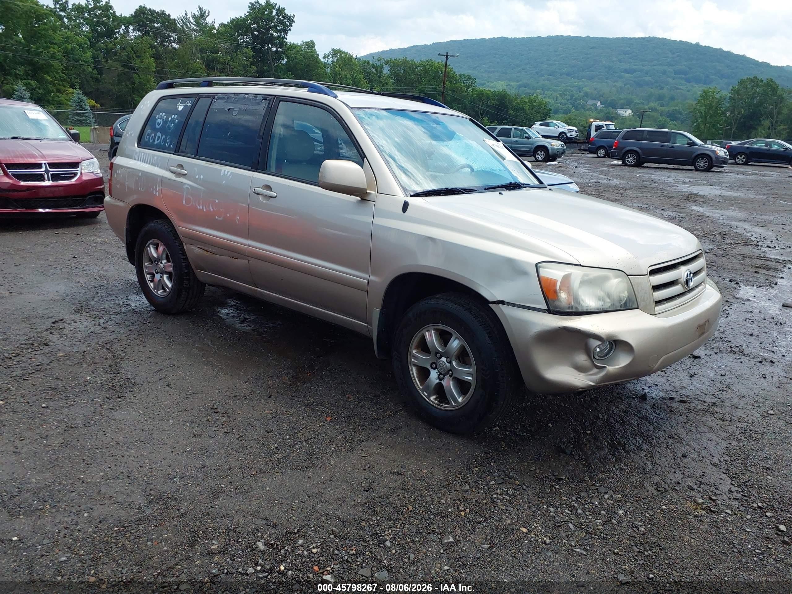 2006 Toyota Highlander w/3rd Row, VIN JTEEP21A160172272 — Normal wear