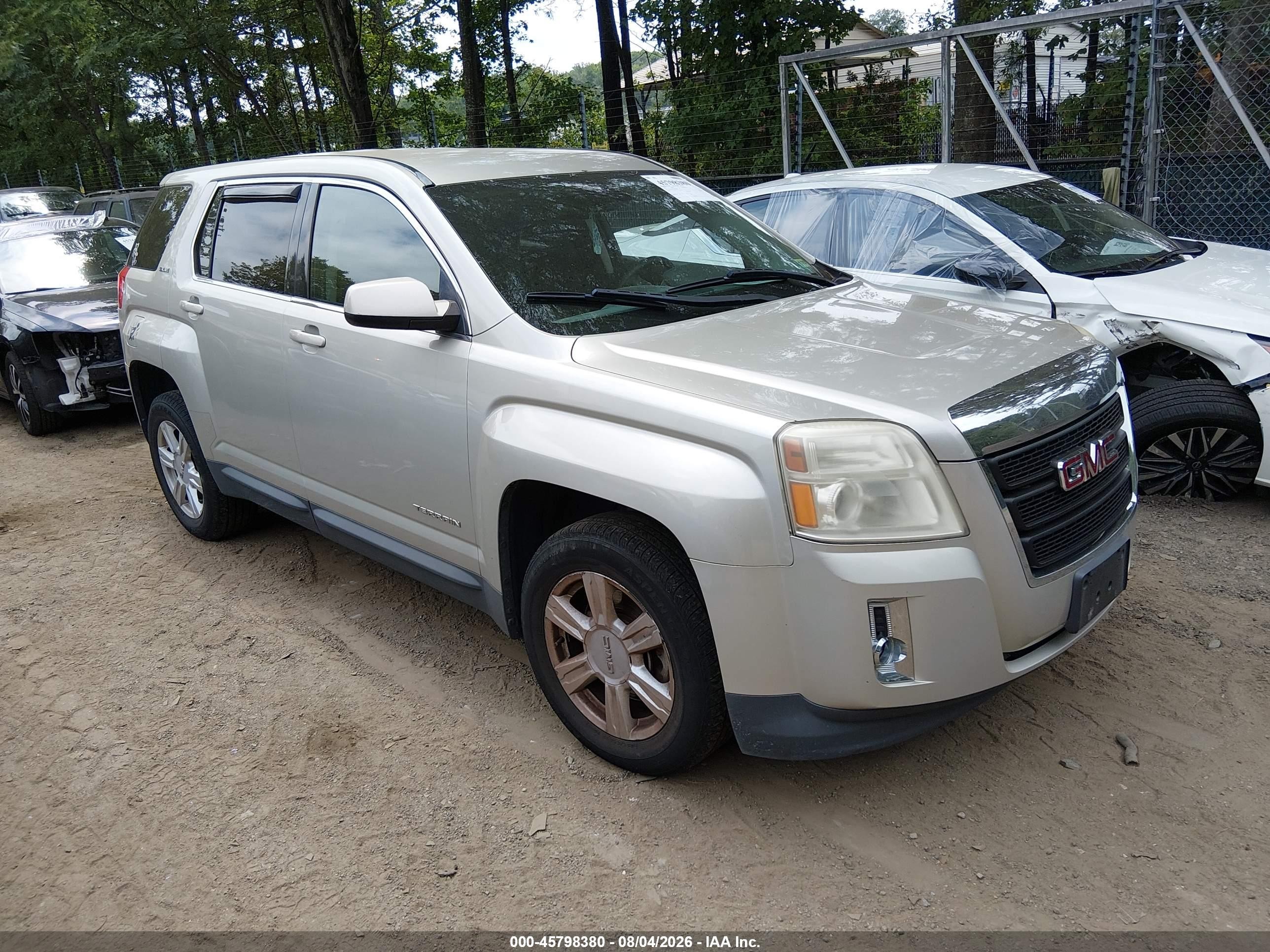 2014 GMC Terrain SLE, VIN 2GKALMEK0E6321018 — Normal wear