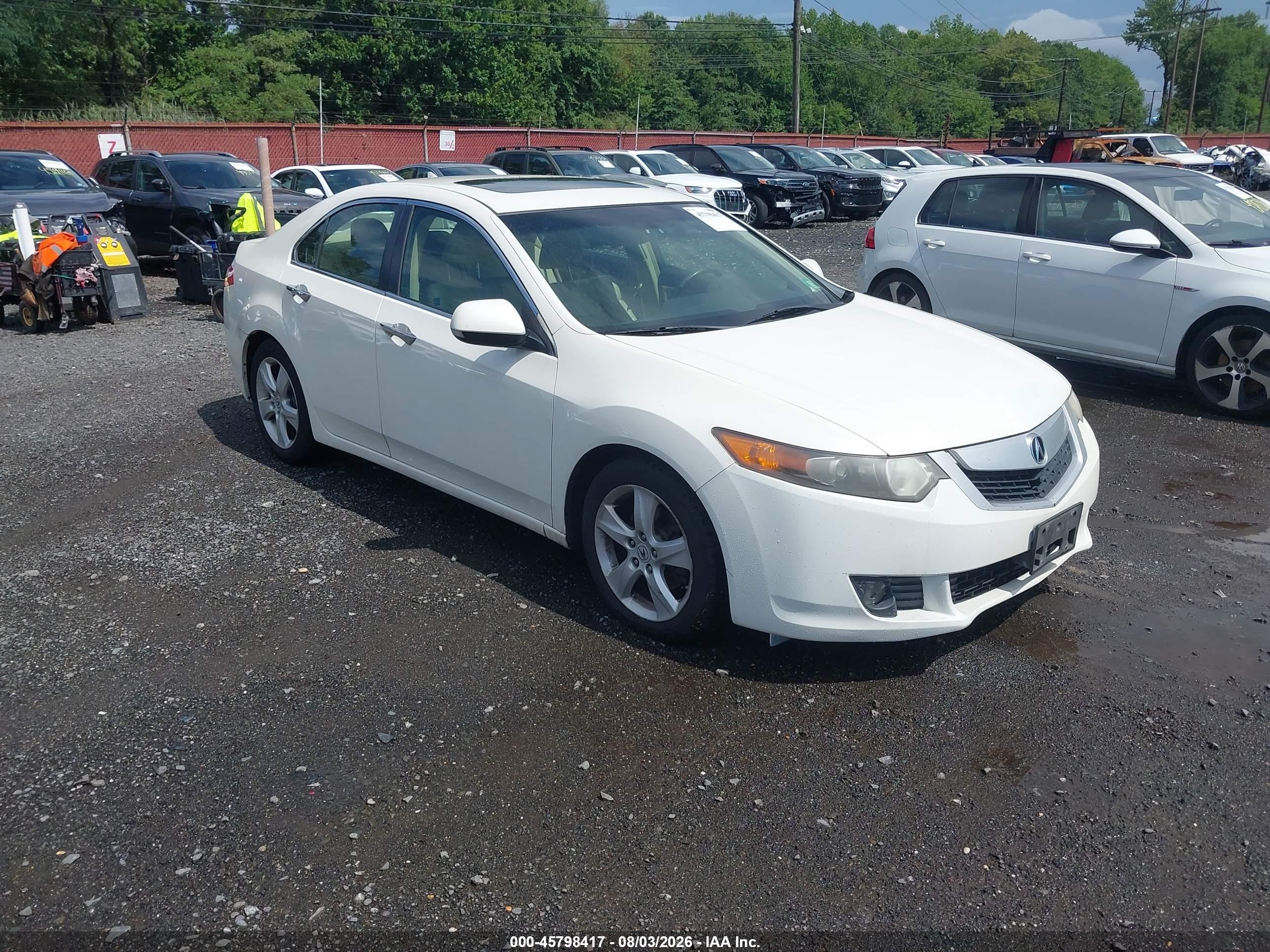 2010 Acura TSX, VIN JH4CU2F65AC017982 — Normal wear