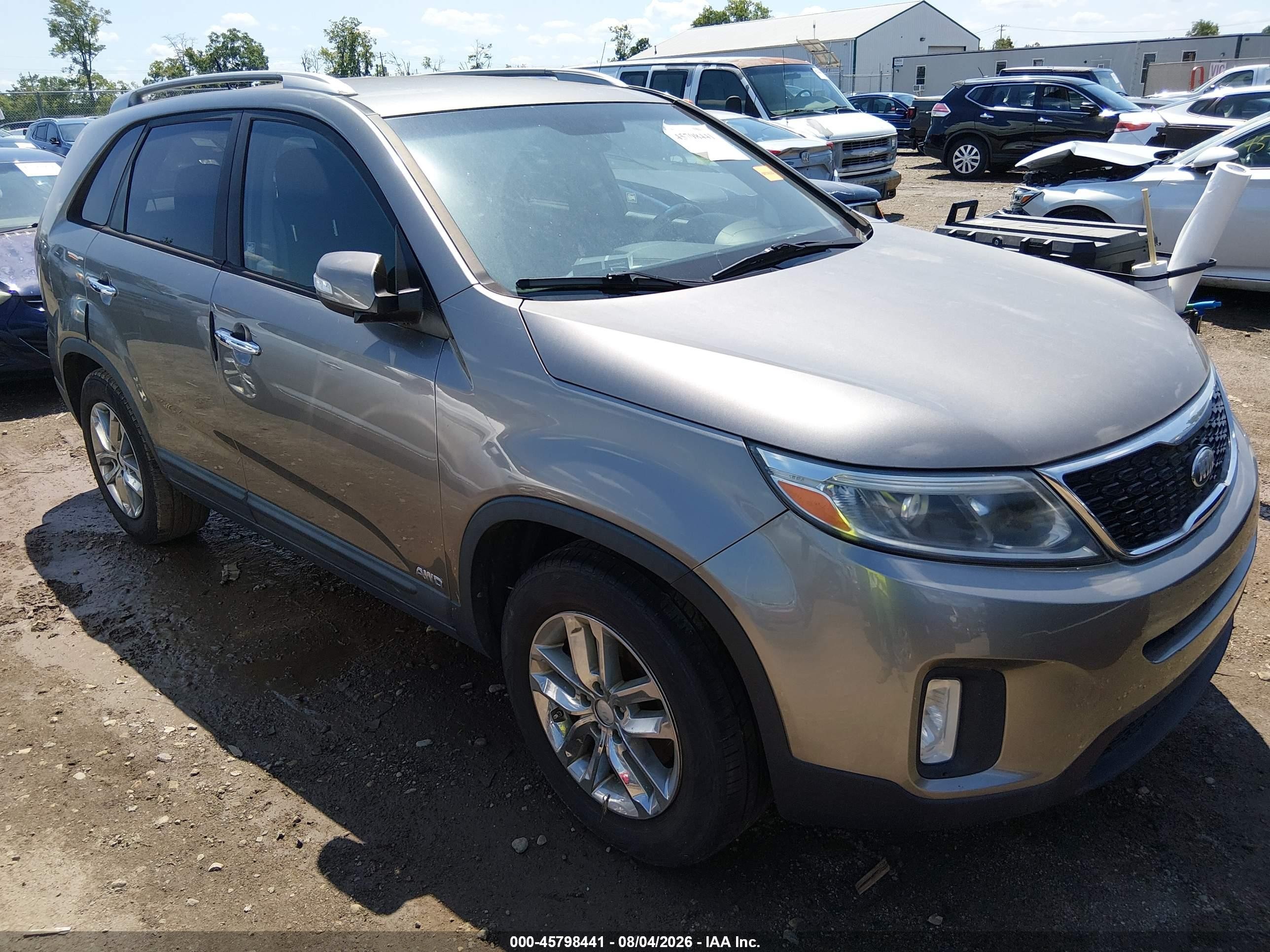 2014 Kia Sorento LX, VIN 5XYKTCA68EG447651 — Обычный износ