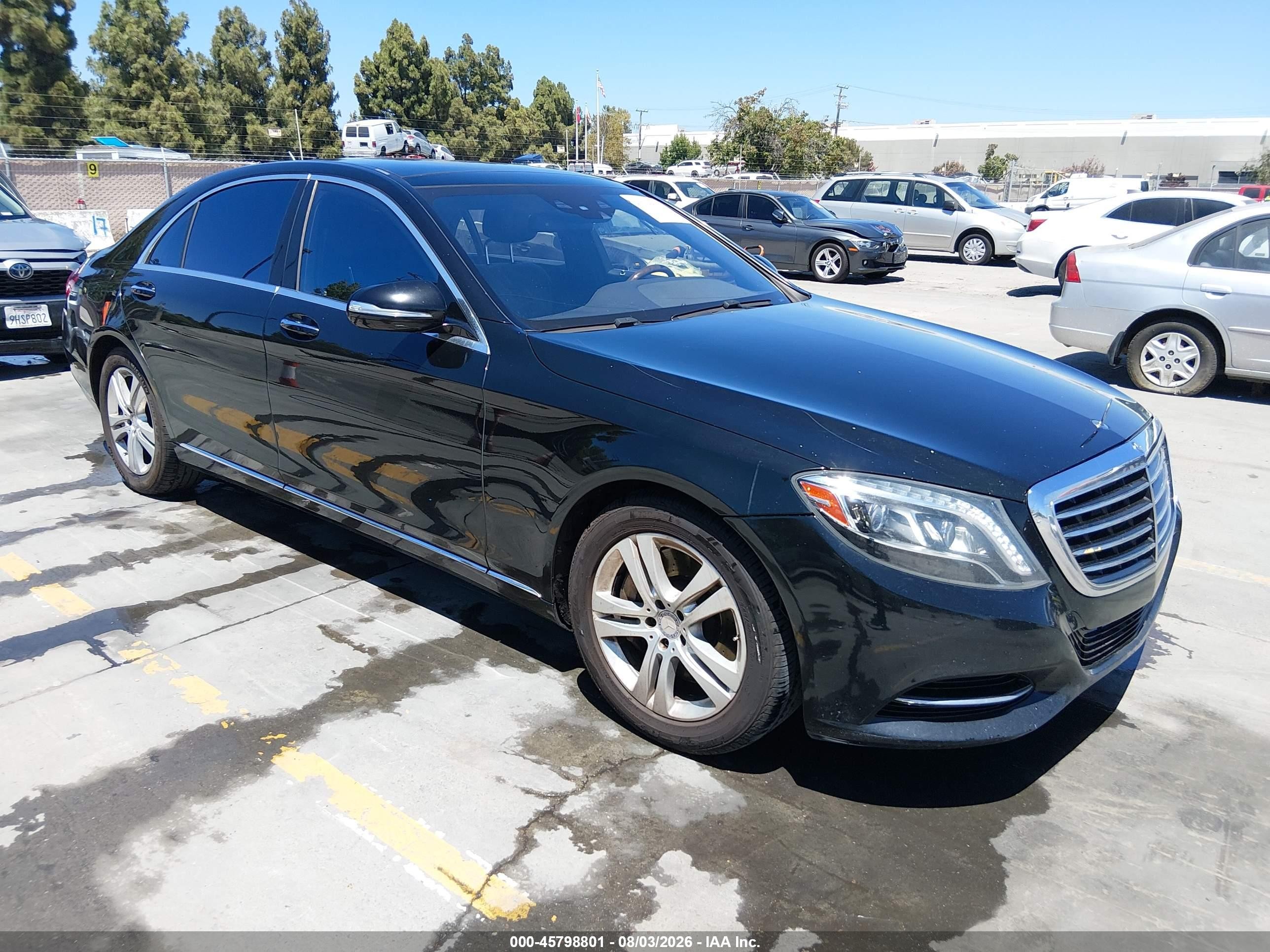 2017 Mercedes-Benz S 550, VIN WDDUG8CB7HA311171 — Normal wear