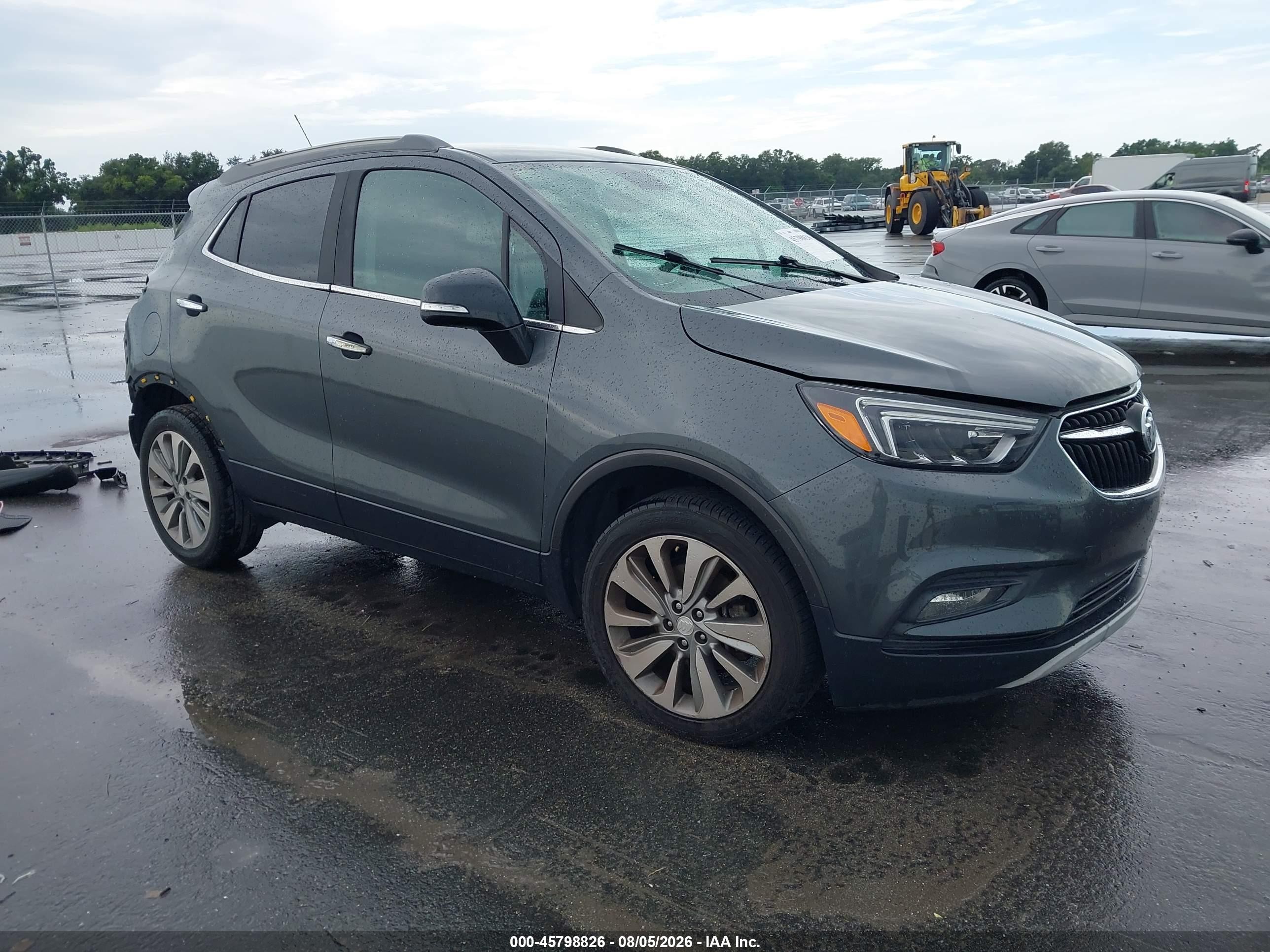 2017 Buick Encore Essence, VIN KL4CJCSB2HB007598 — Rear end