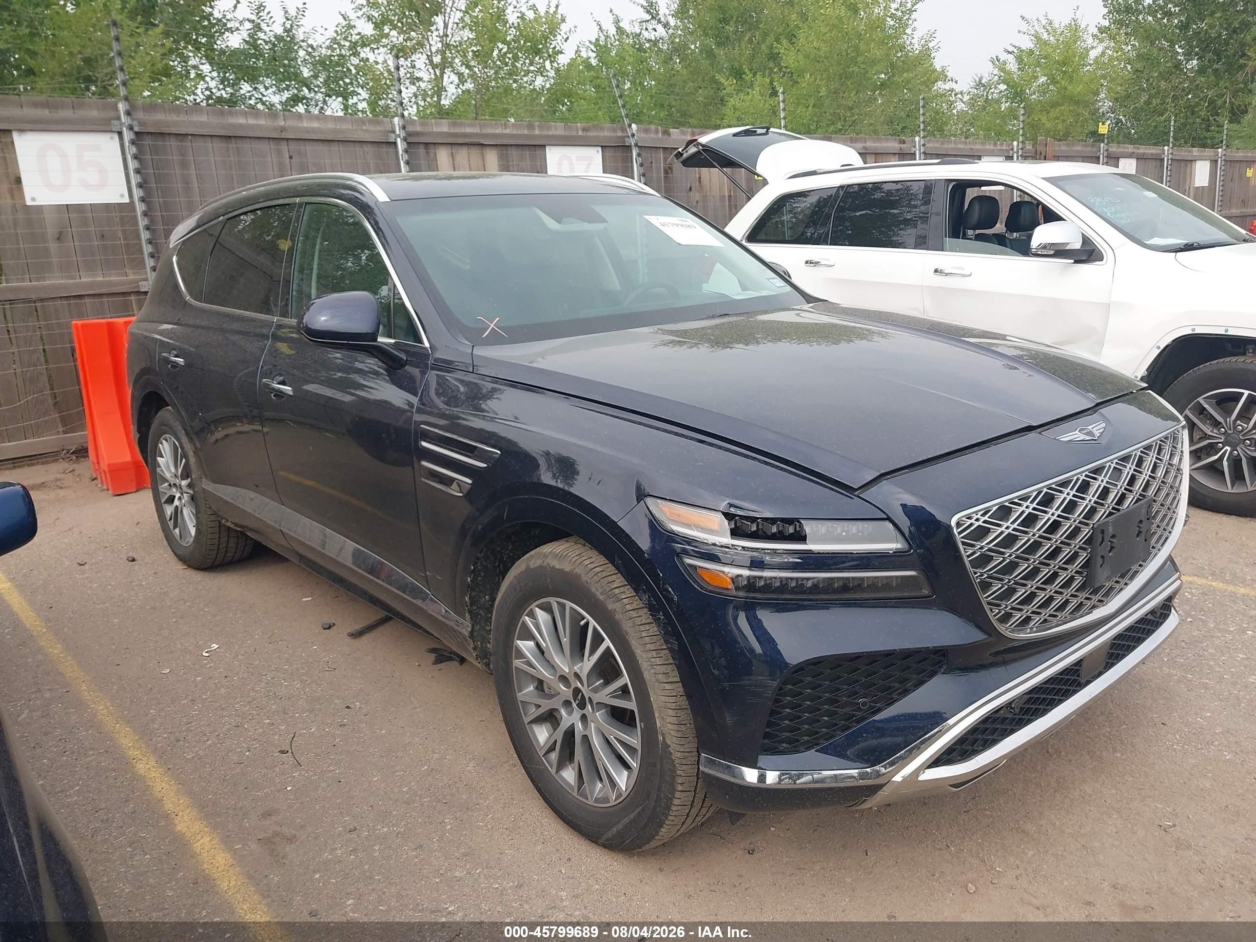 2025 Genesis GV80 Standard, VIN KMUHFESB6SU241759 — Бок