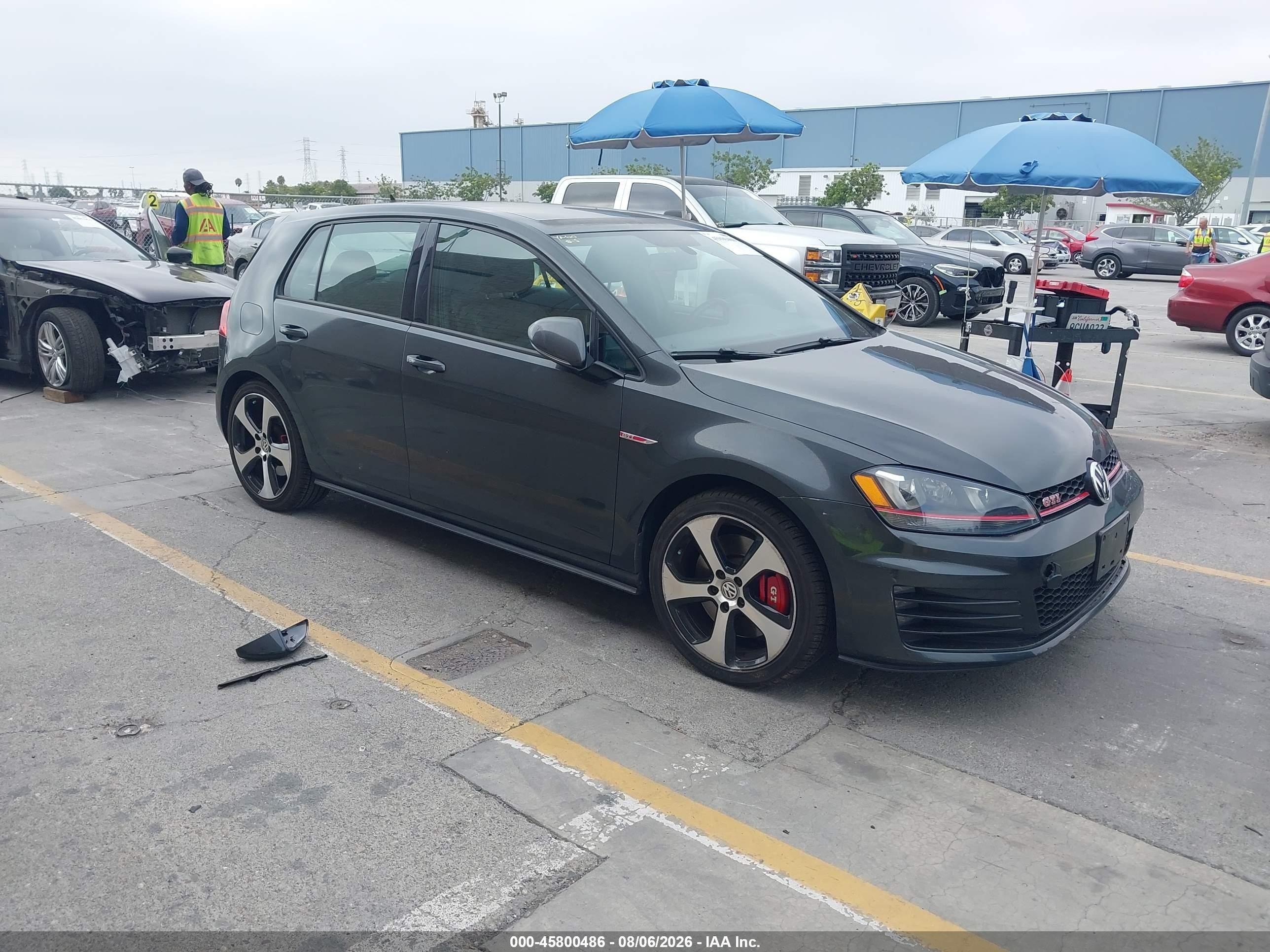 2016 Volkswagen Golf GTI S, VIN 3VW447AU7GM045117 — Side