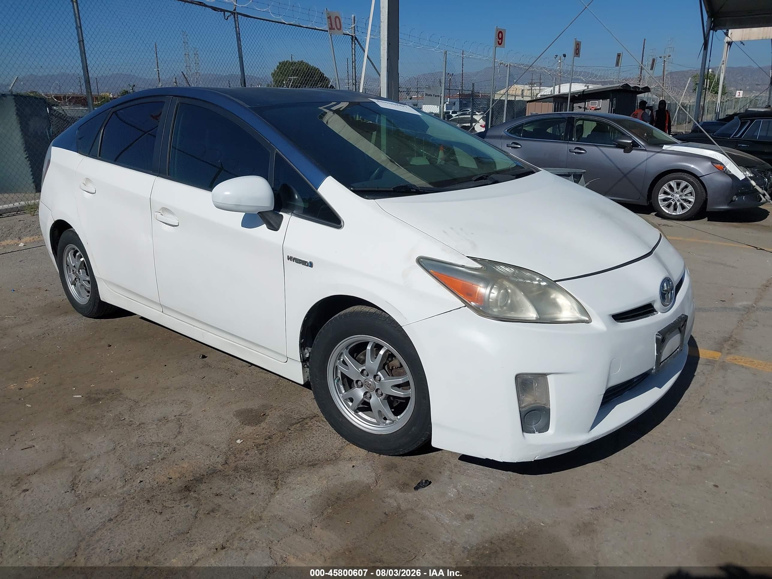 2010 Toyota Prius III, VIN JTDKN3DU5A0098811 — Не указано