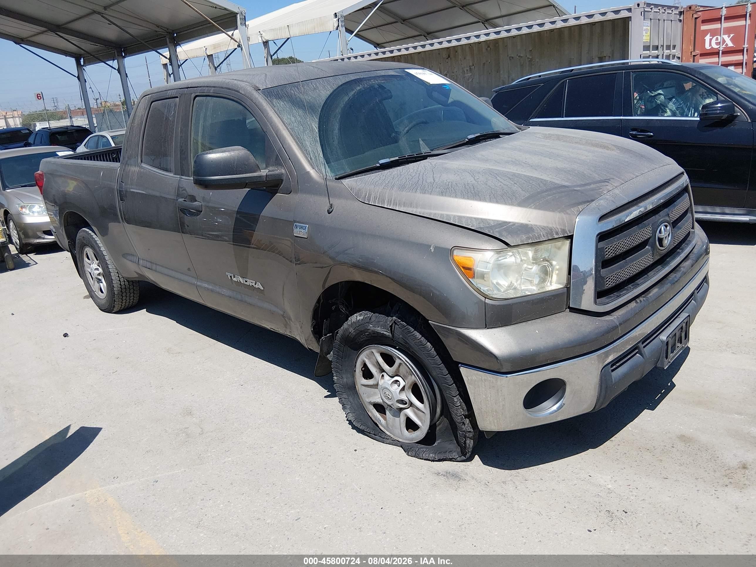 2010 Toyota Tundra, VIN 5TFRM5F14AX005994 — Front end