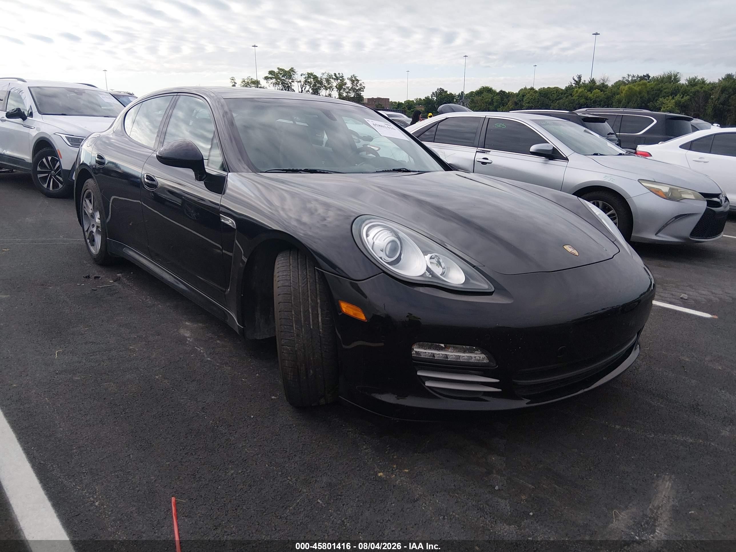 2011 Porsche Panamera, VIN WP0AA2A71BL013592 — Normal wear