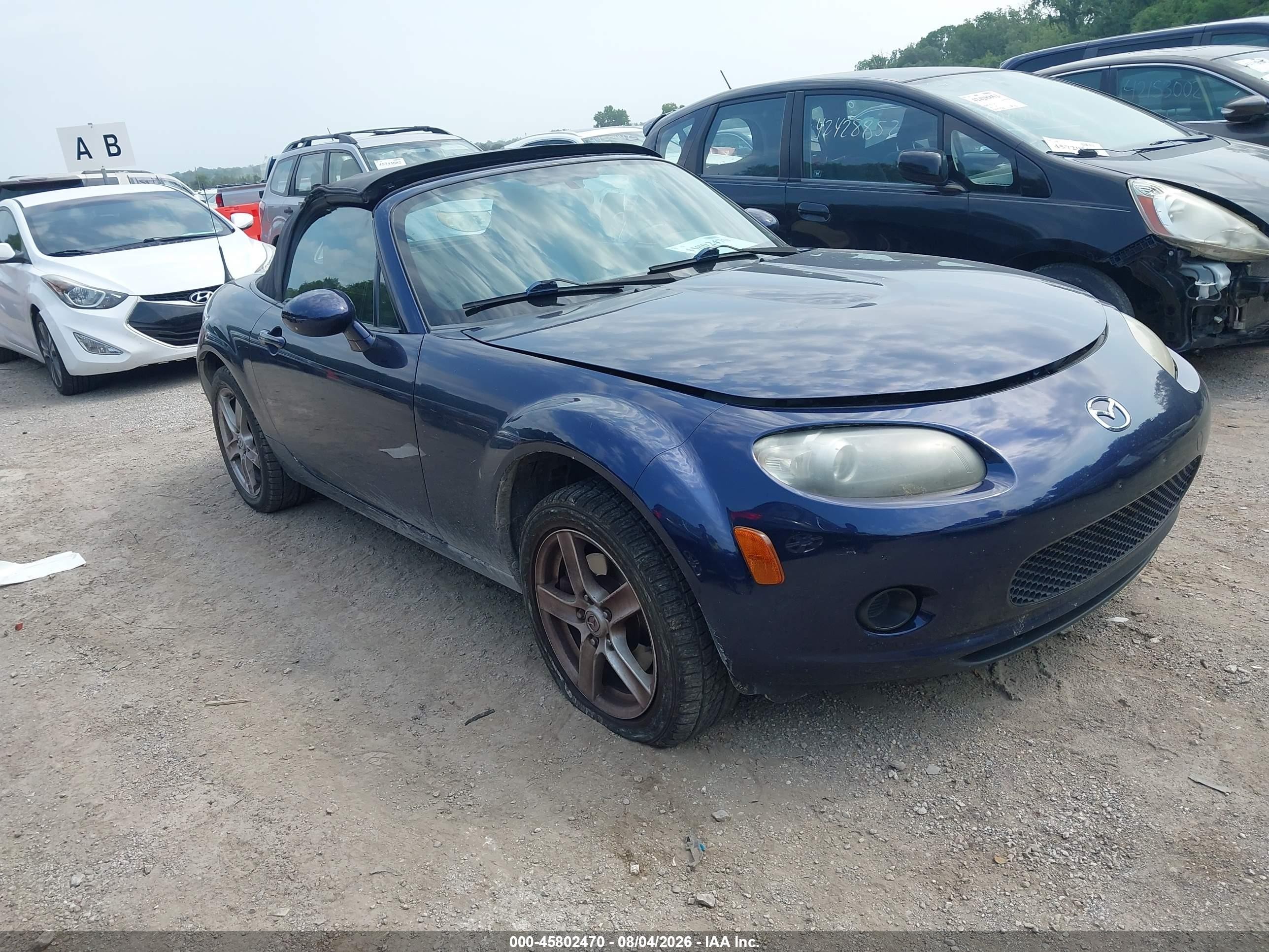 2008 Mazda MX-5 Miata Touring, VIN JM1NC25F680146209 — Normal wear