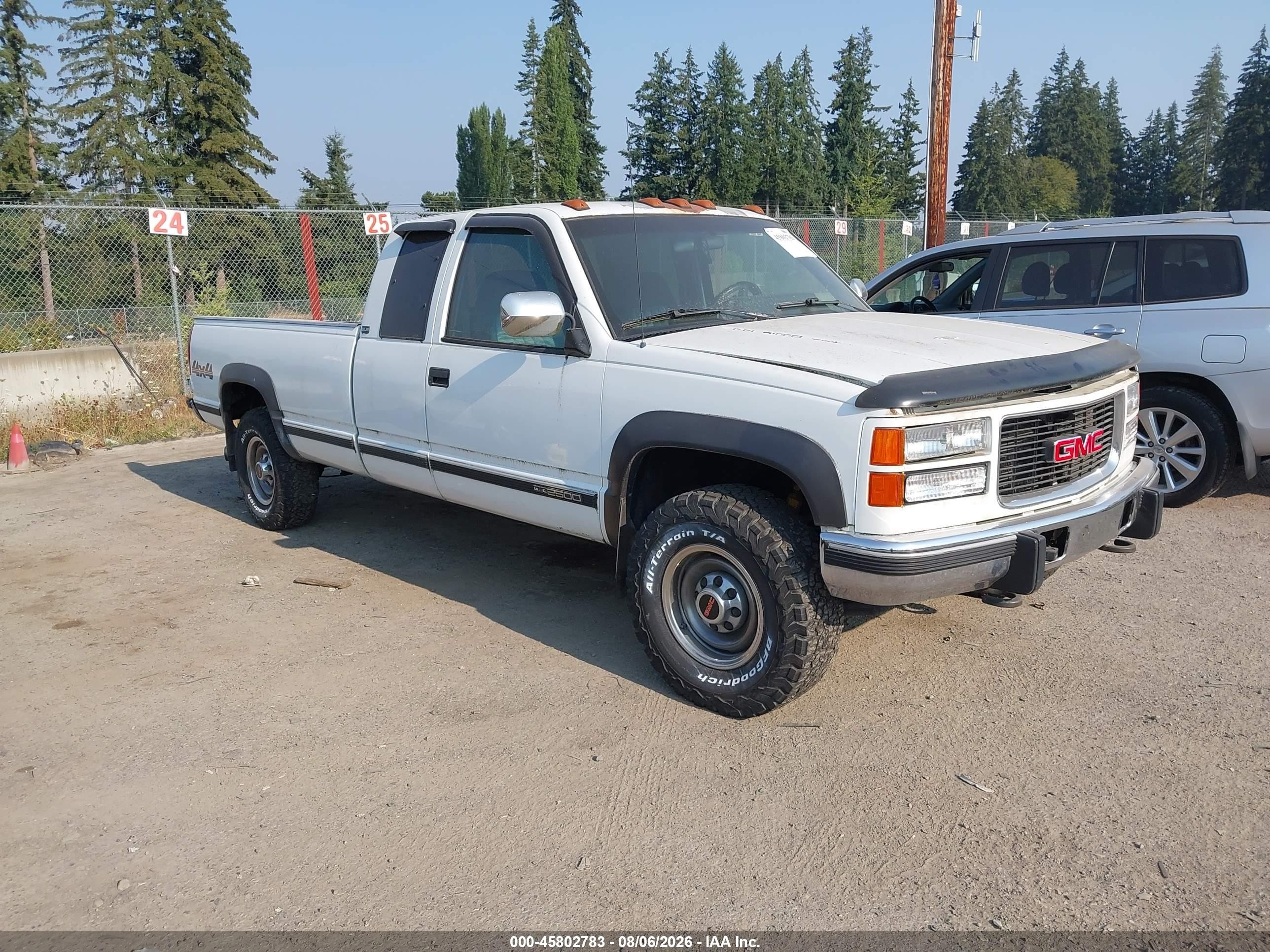 1994 GMC Sierra 2500, VIN 1GTGK29FXRE516104 — Normal wear