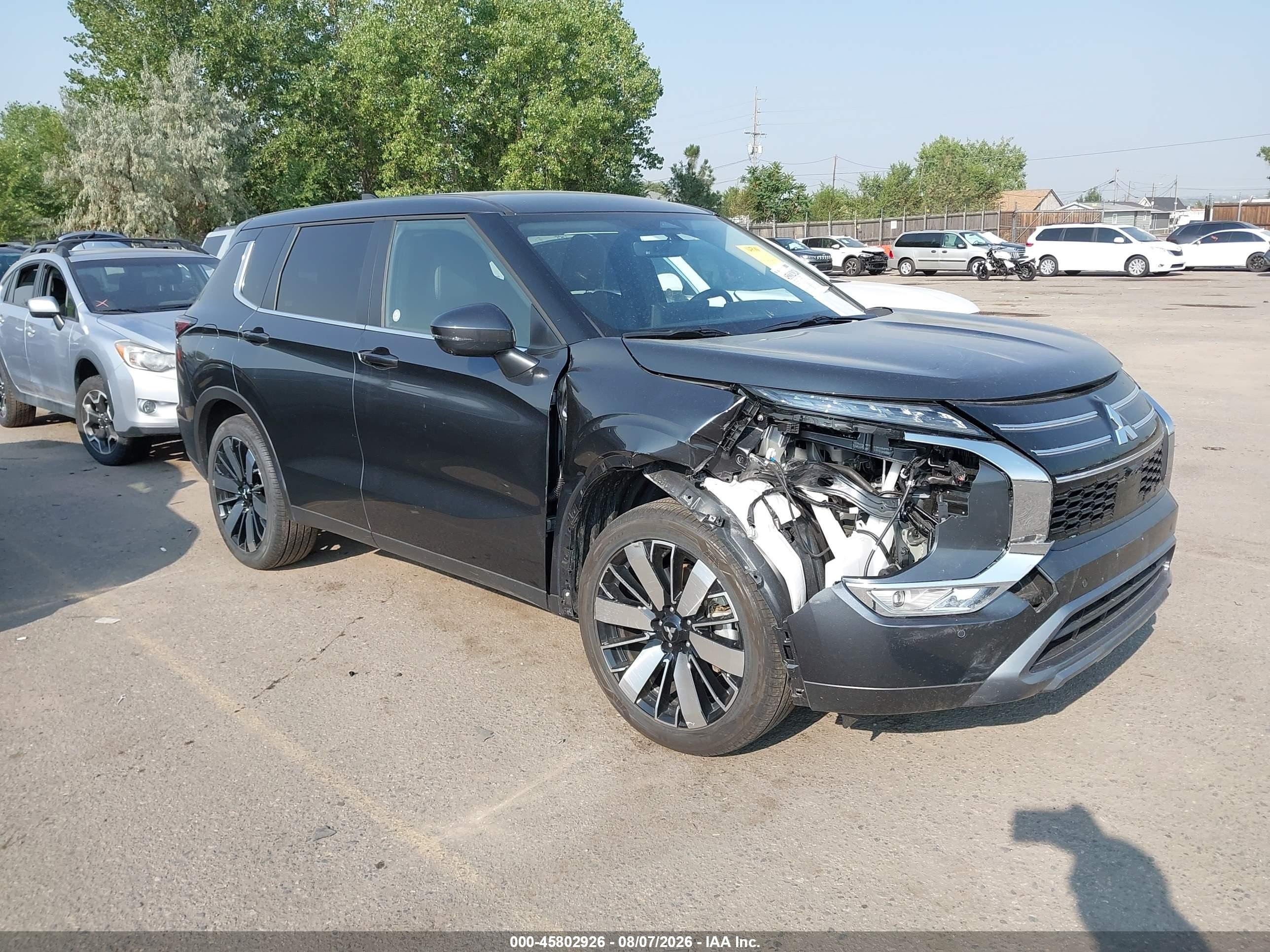 2025 Mitsubishi Outlander SE, VIN JA4J4VA87SZ059291 — Перед